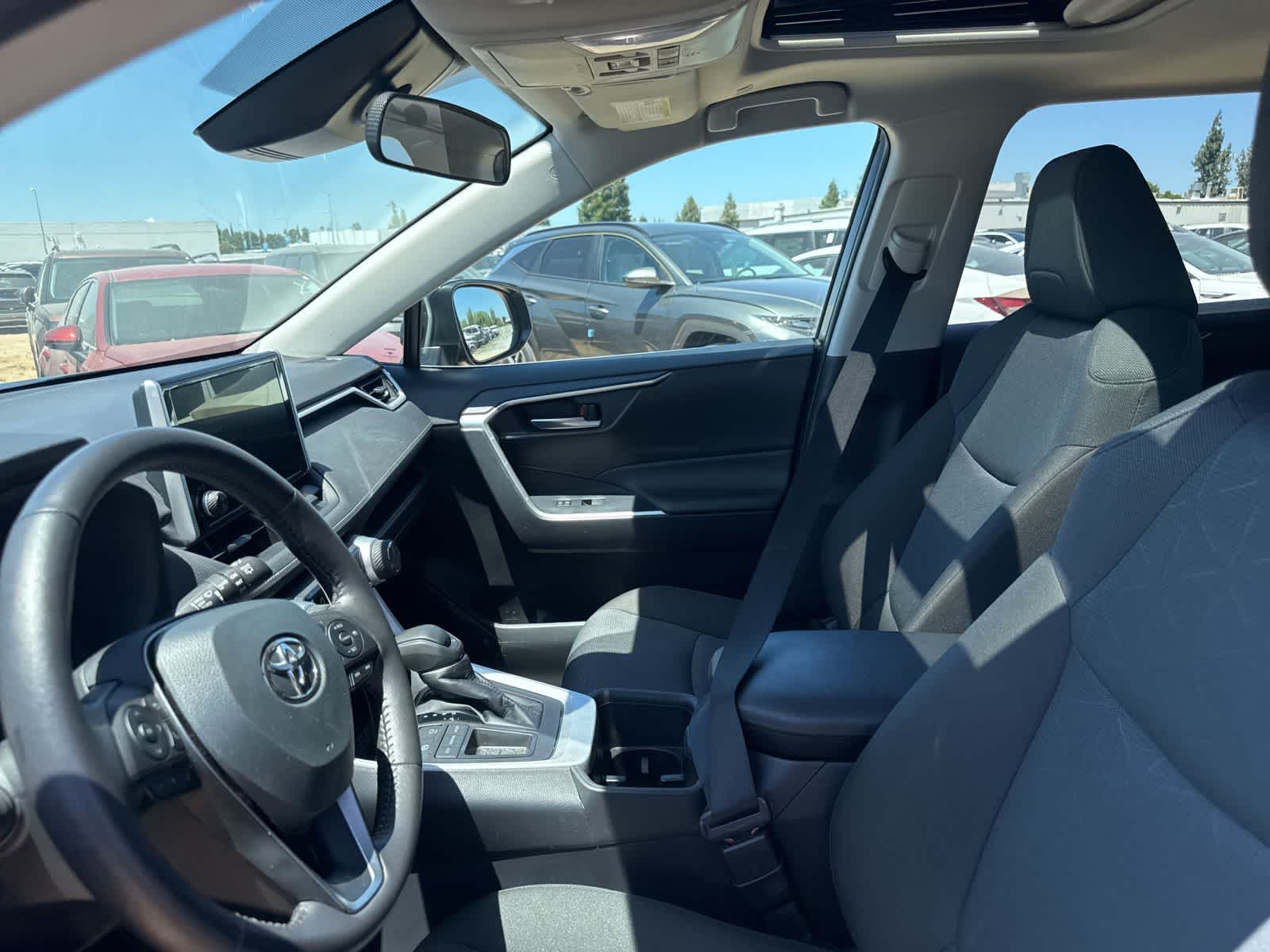 Thumbnail: 2024 Toyota RAV4 - 20