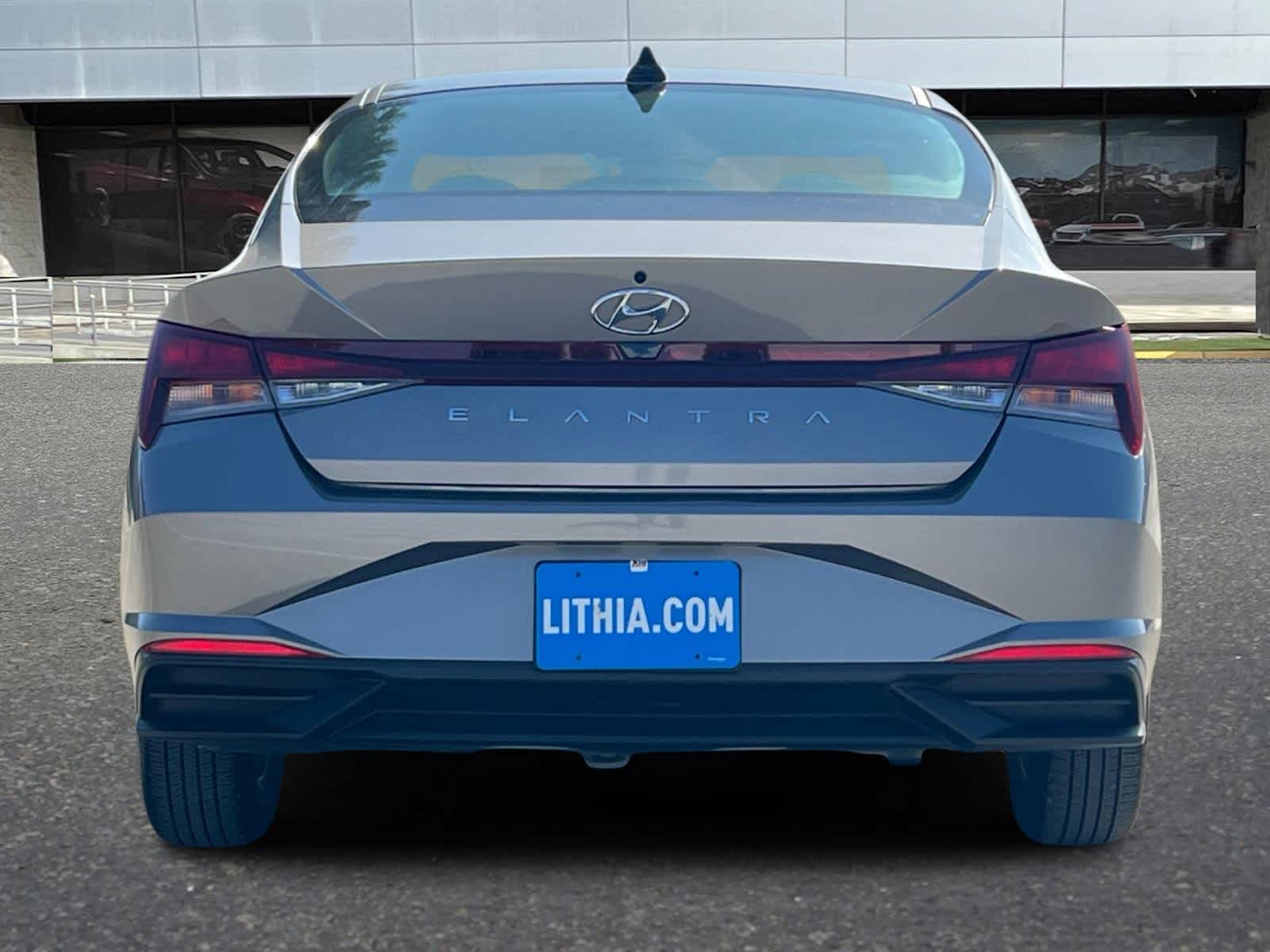 Thumbnail: 2023 Hyundai Elantra - 8