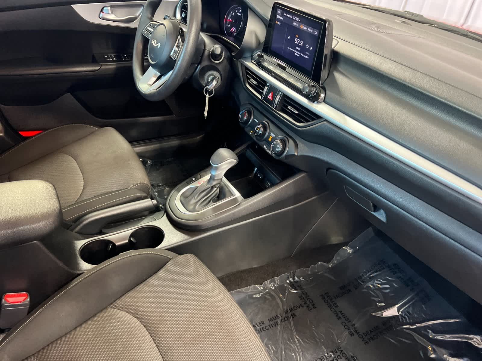 Thumbnail: 2023 Kia Forte - 15