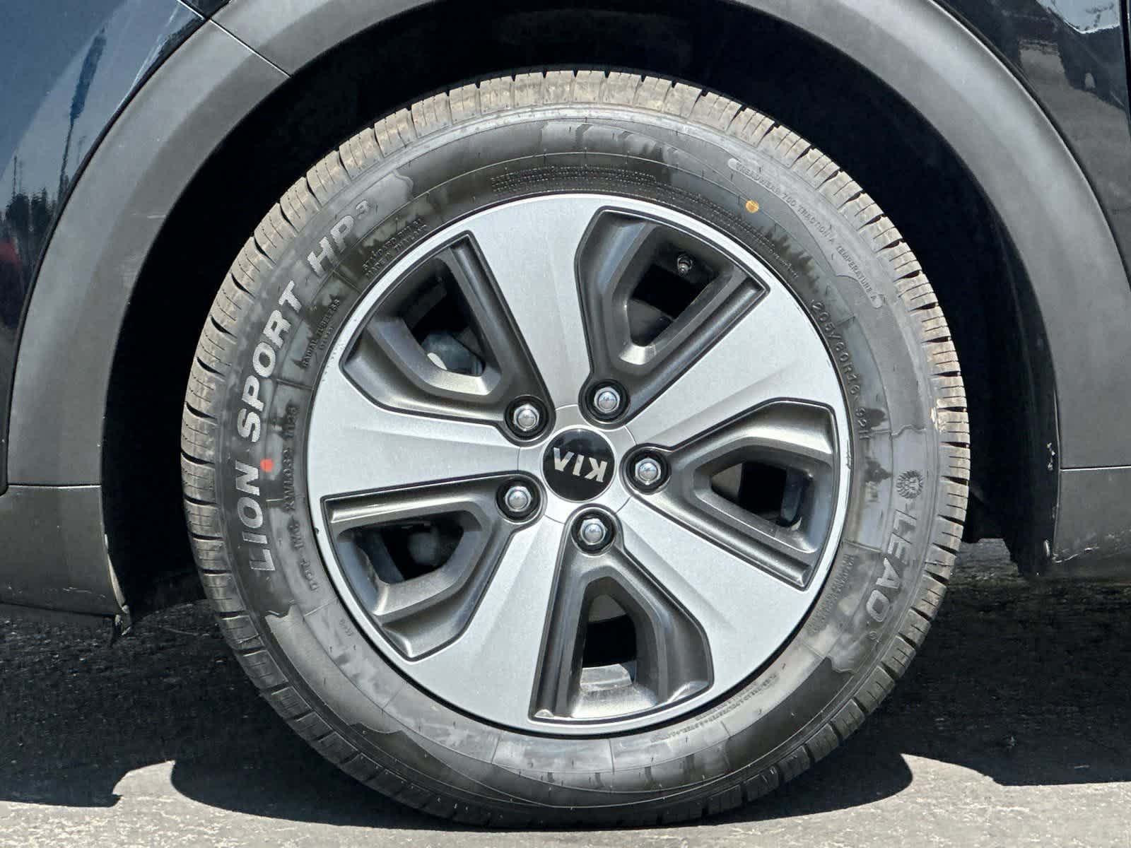 Thumbnail: 2018 Kia Niro - 26