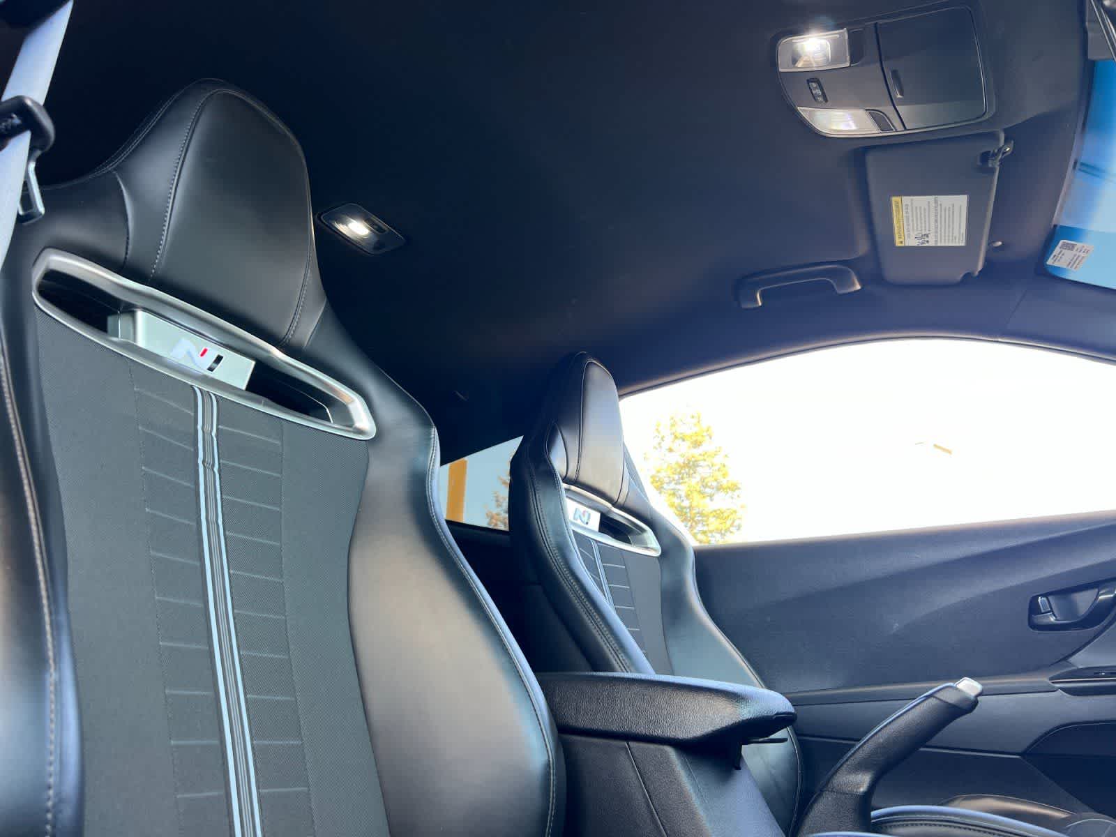 Thumbnail: 2022 Hyundai Veloster - 18