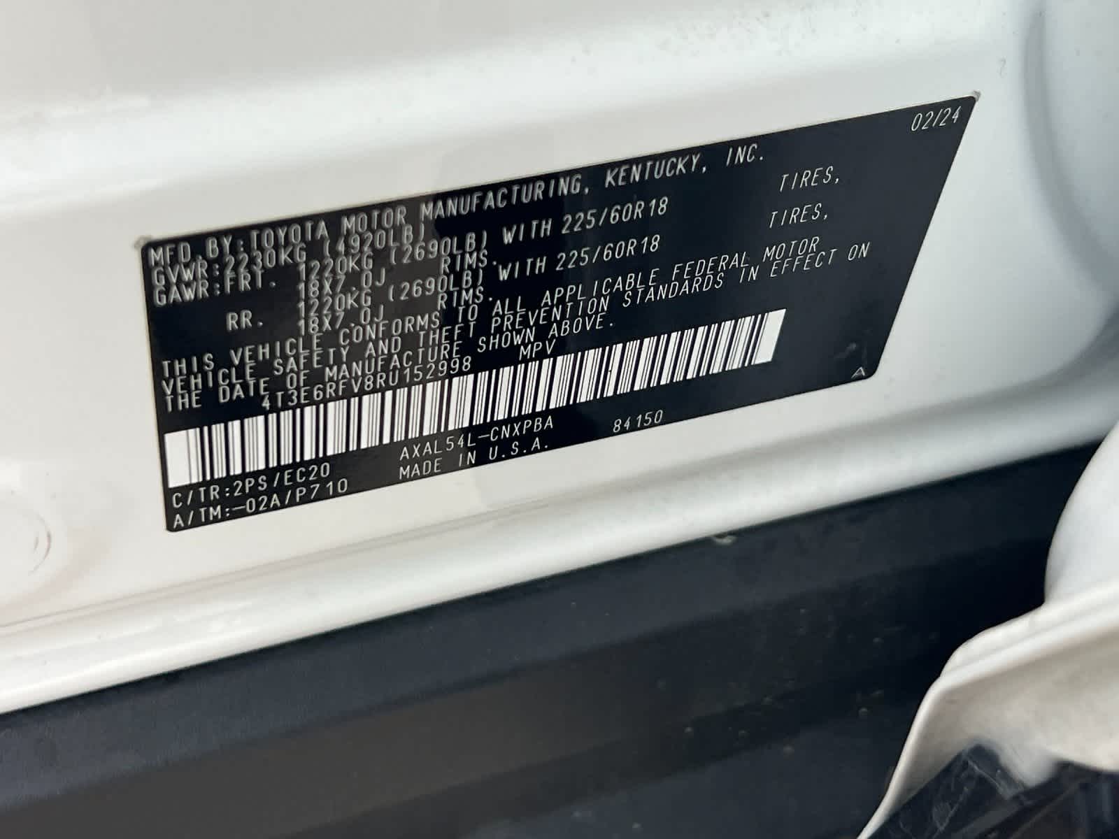 Thumbnail: 2024 Toyota RAV4 - 32