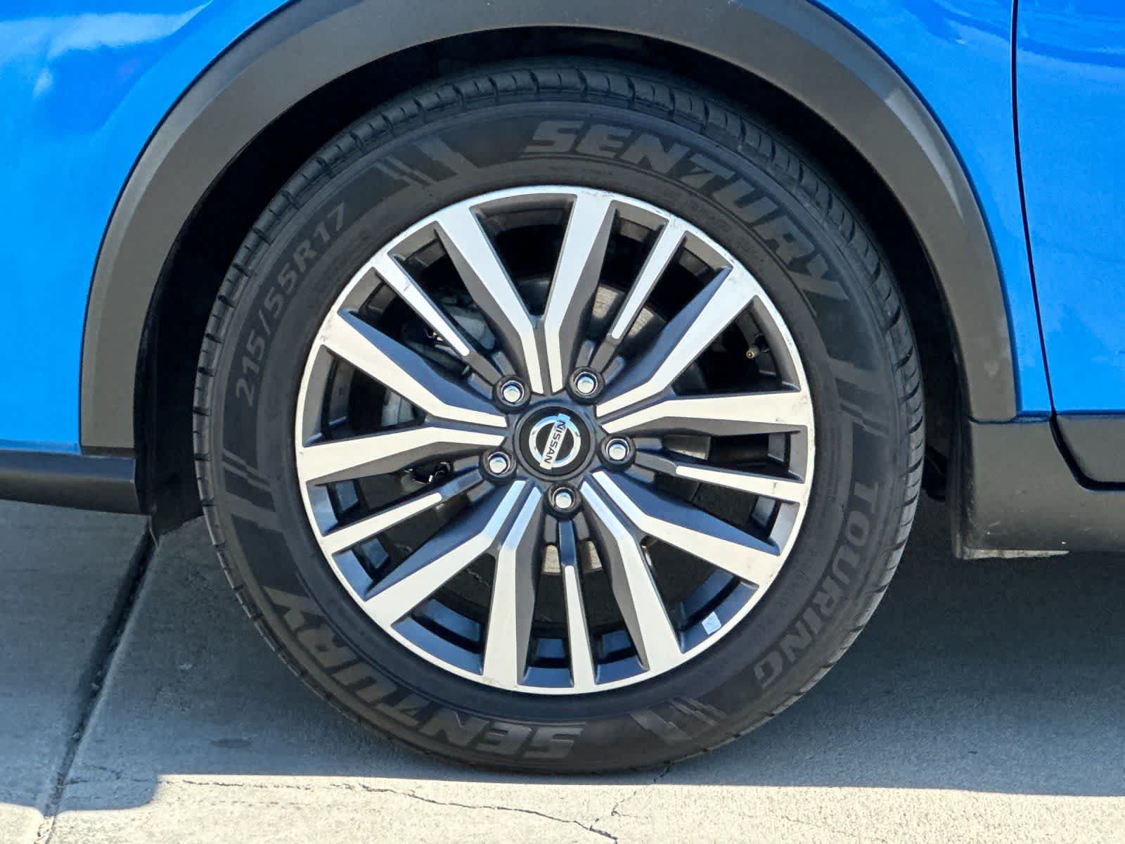 Thumbnail: 2021 Nissan Kicks - 27
