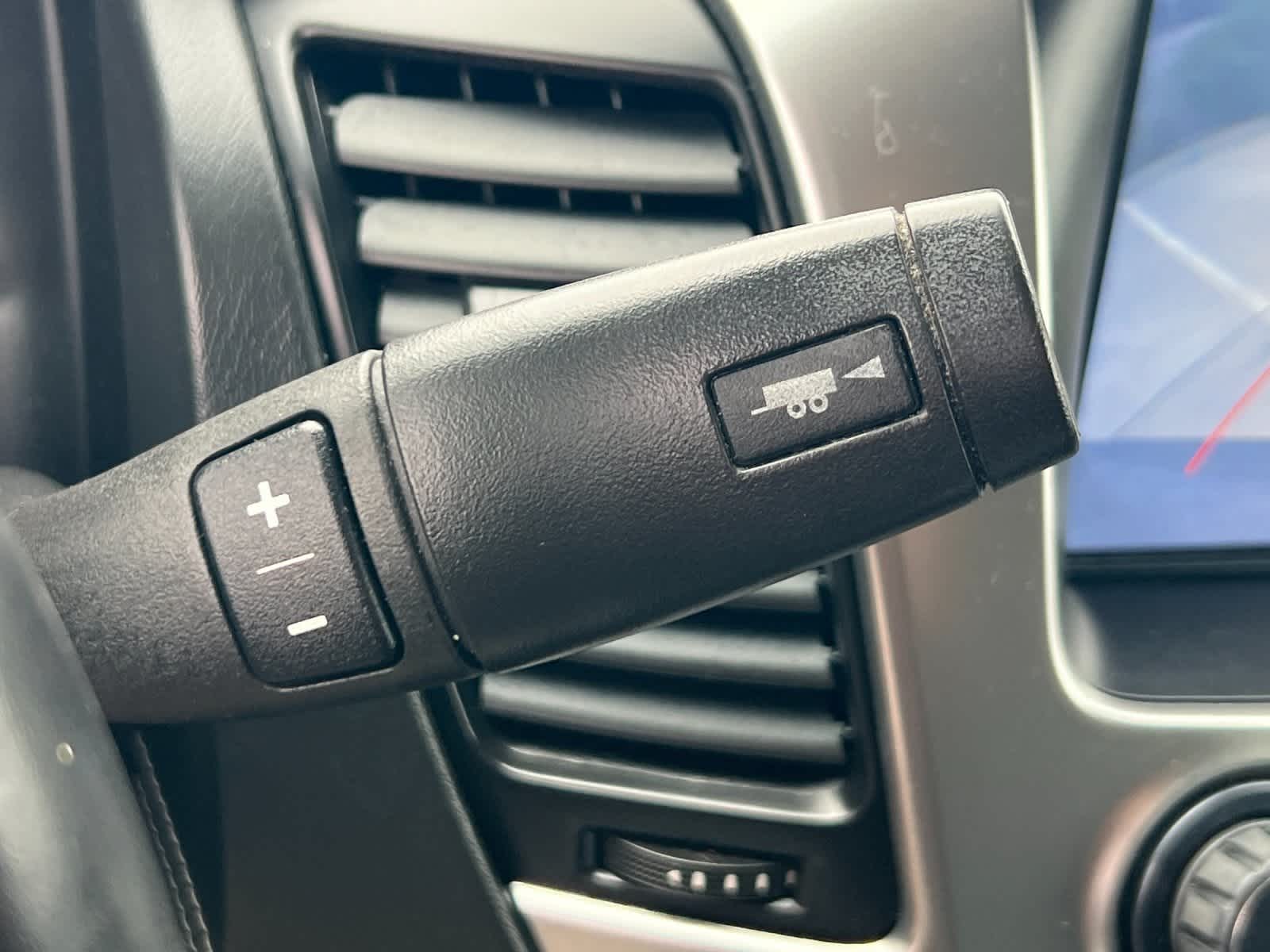 Thumbnail: 2017 Chevrolet Tahoe - 22