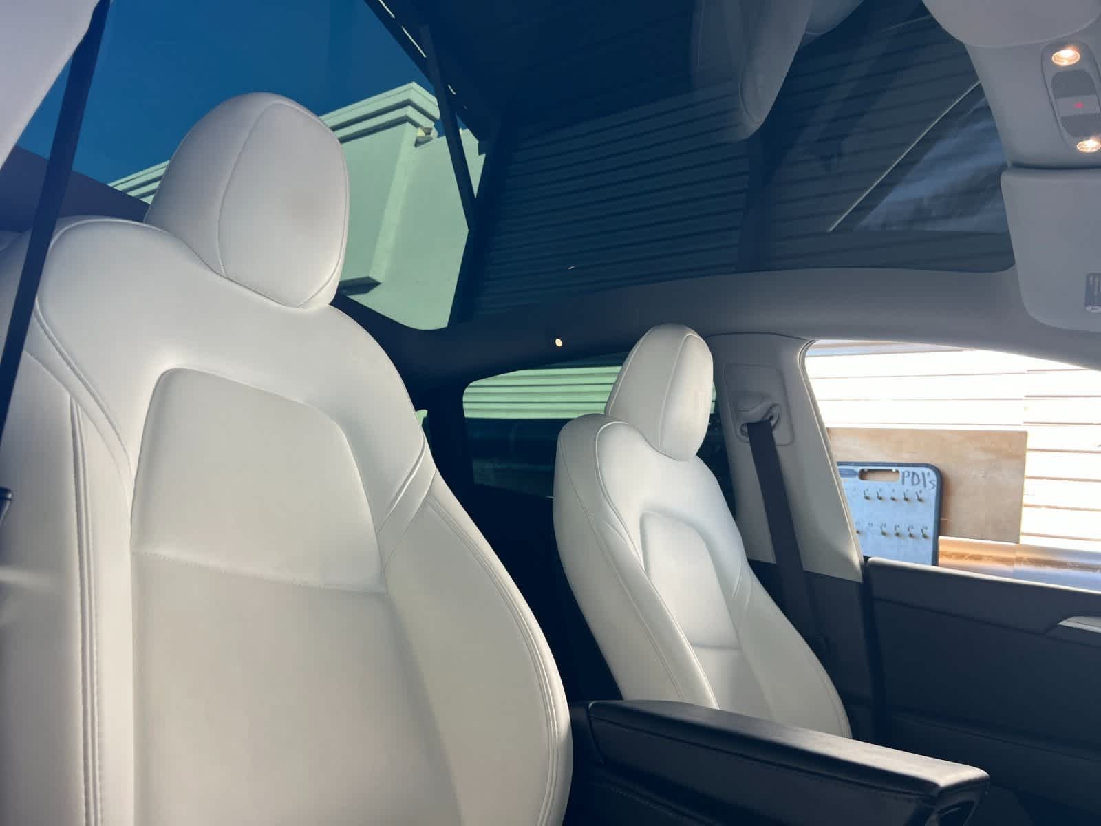 Thumbnail: 2023 Tesla Model Y - 18