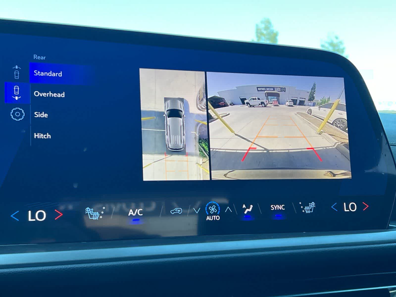 Thumbnail: 2024 Chevrolet Traverse - 22