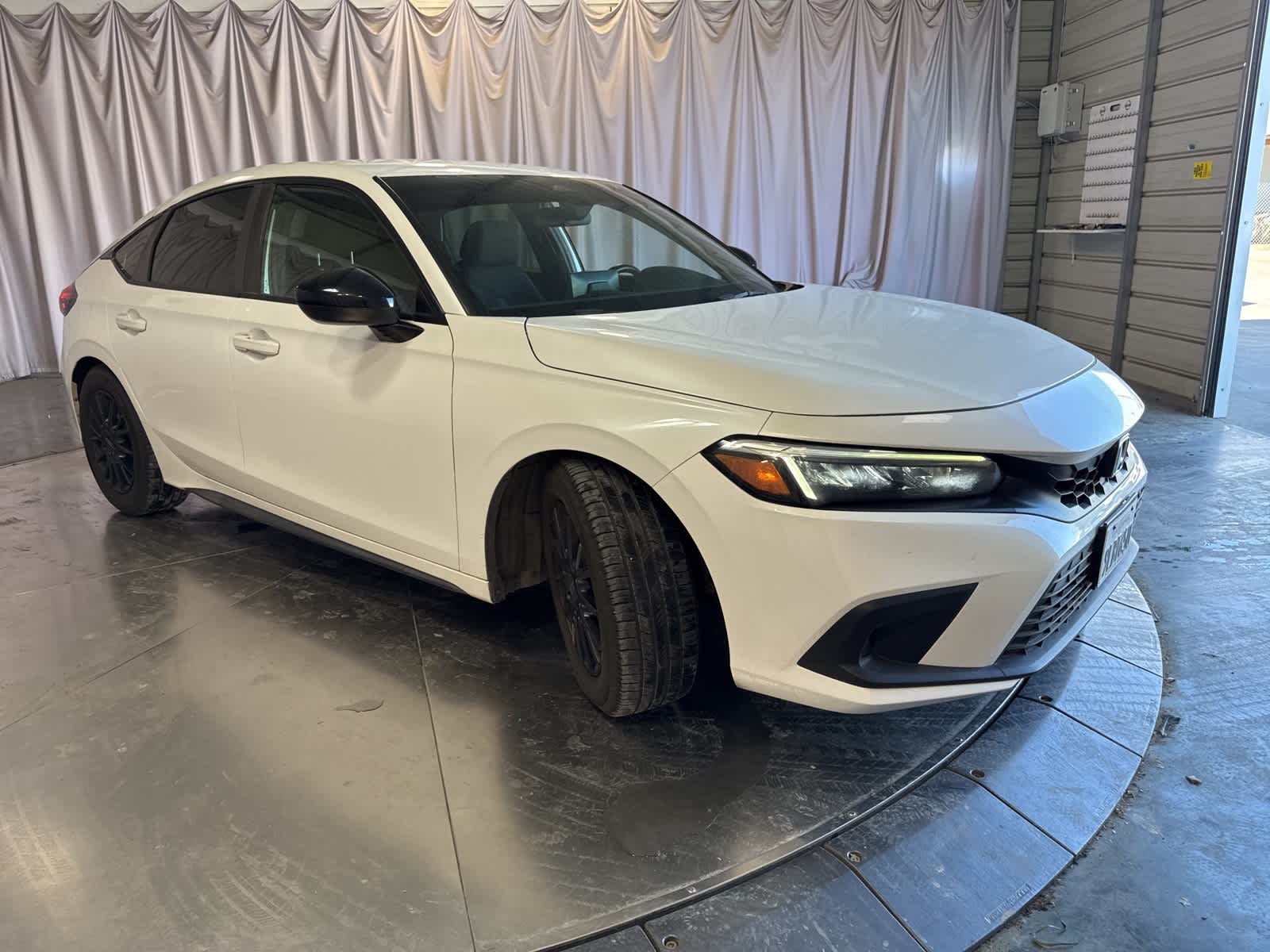 Thumbnail: 2023 Honda Civic - 3