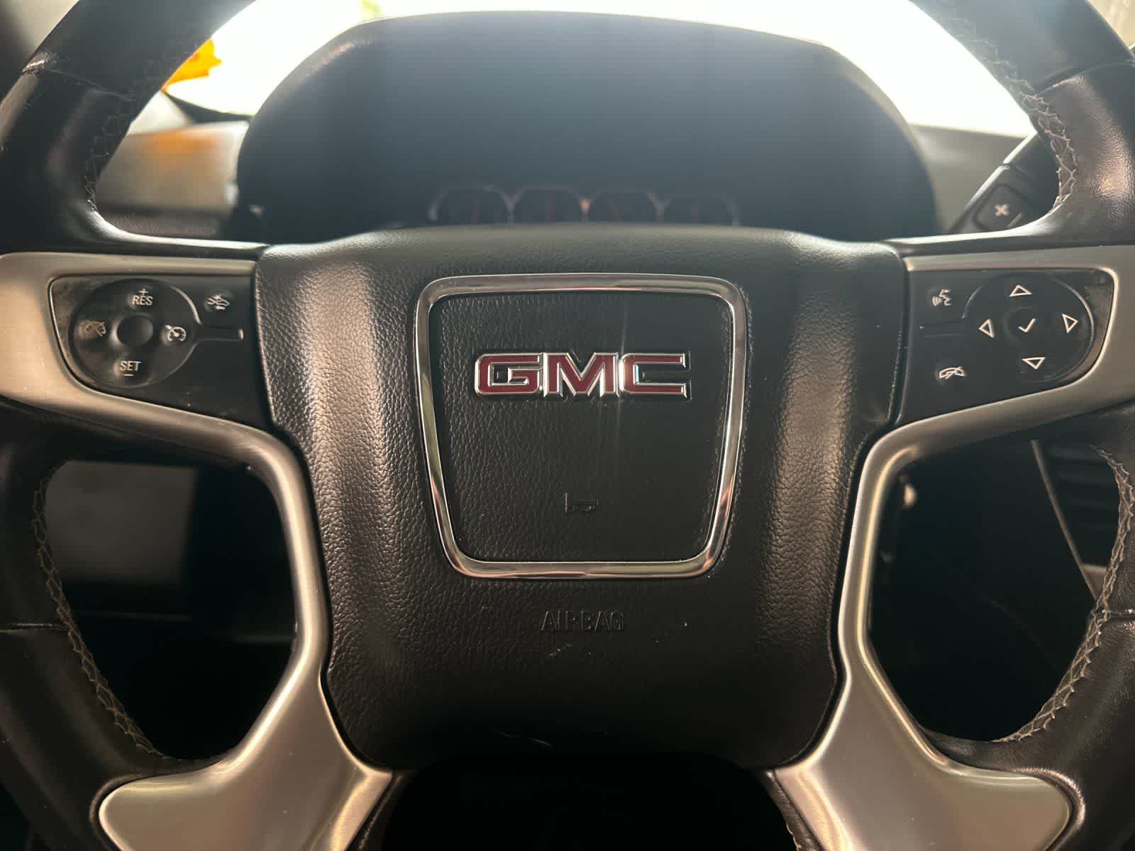 Thumbnail: 2018 GMC Yukon XL - 24