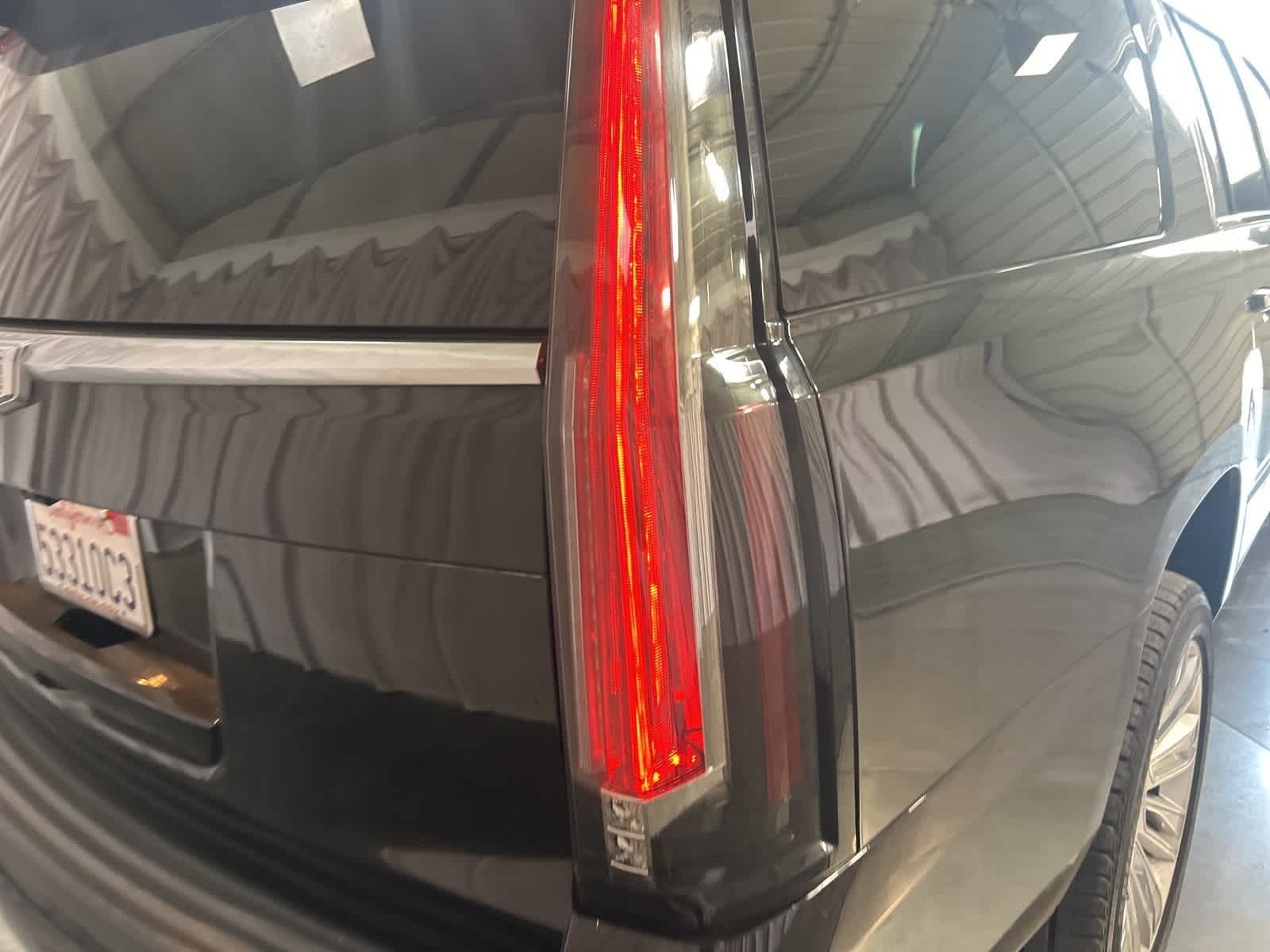 Thumbnail: 2018 Cadillac Escalade - 9