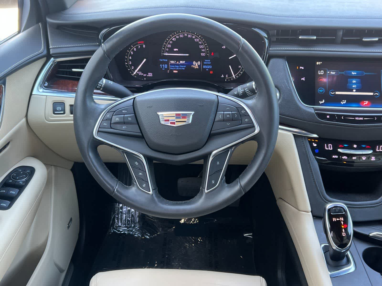 Thumbnail: 2017 Cadillac XT5 - 15