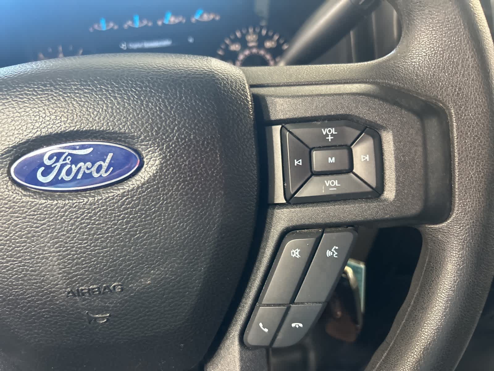 Thumbnail: 2016 Ford F-150 - 28