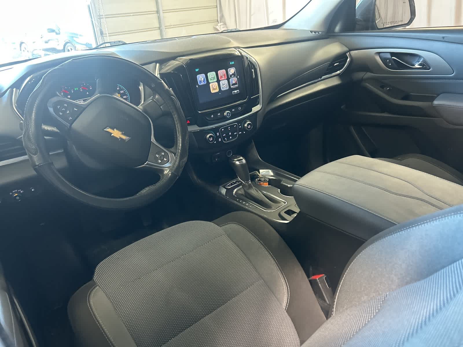 Thumbnail: 2018 Chevrolet Traverse - 21