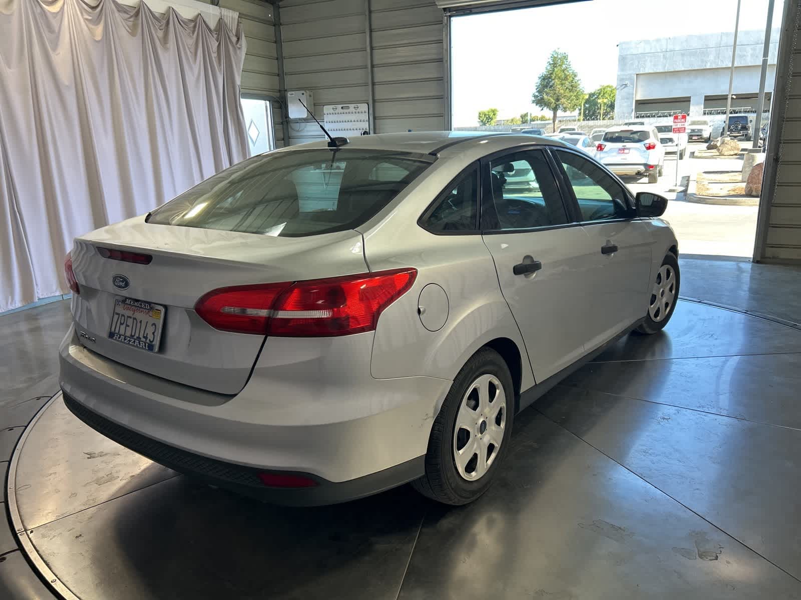 Thumbnail: 2015 Ford Focus - 8