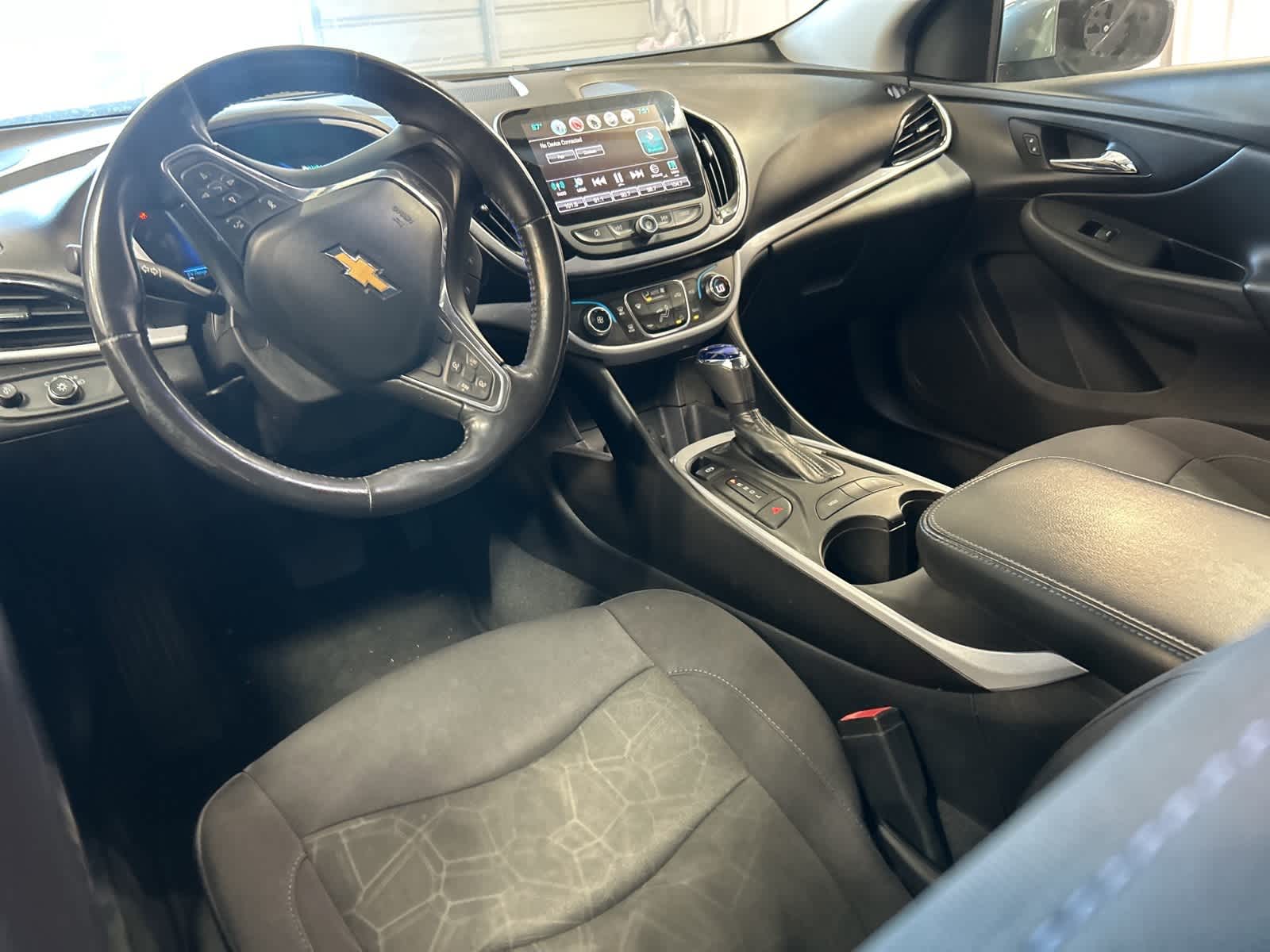 Thumbnail: 2017 Chevrolet Volt - 22