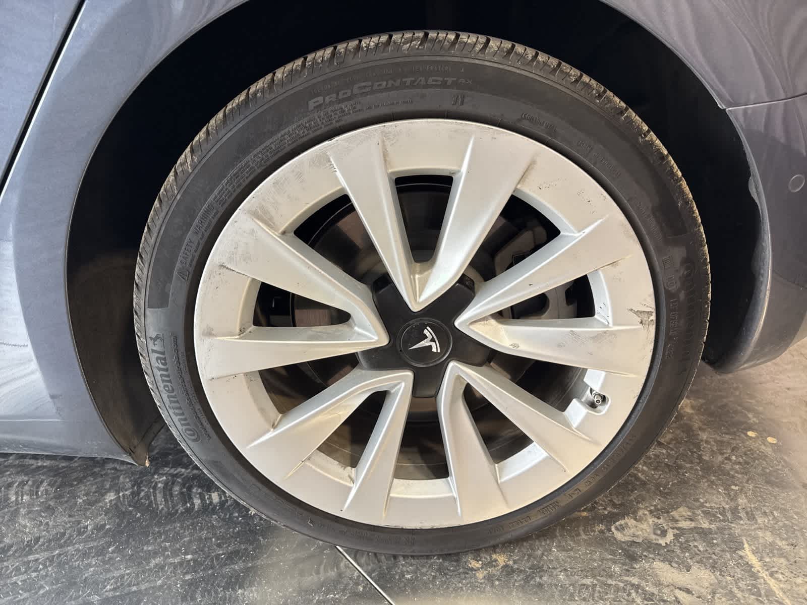 Thumbnail: 2022 Tesla Model 3 - 9