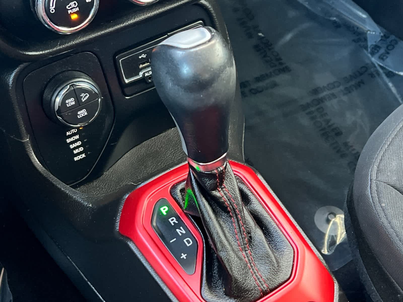 Thumbnail: 2016 Jeep Renegade - 22