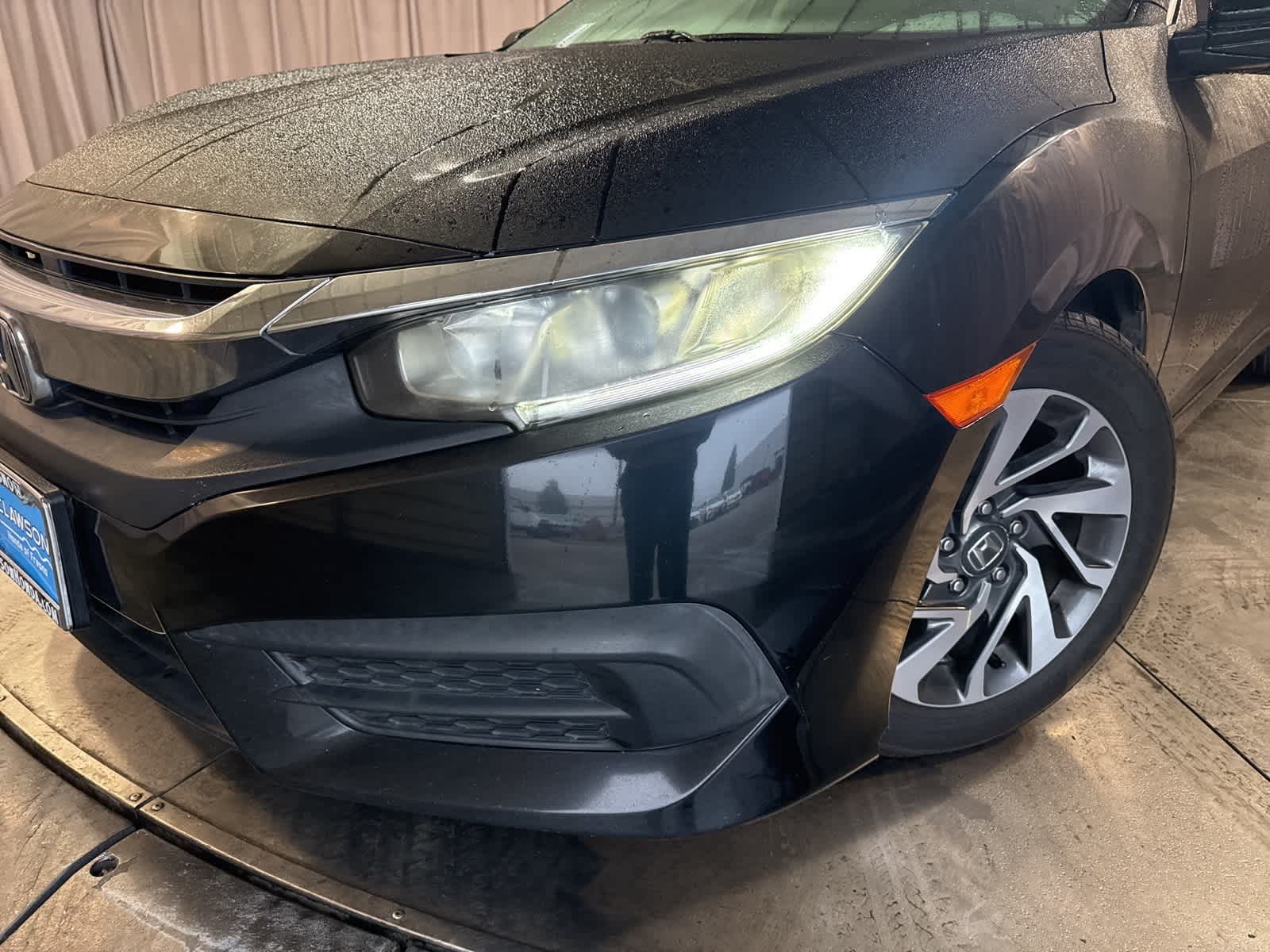 Thumbnail: 2017 Honda Civic - 6