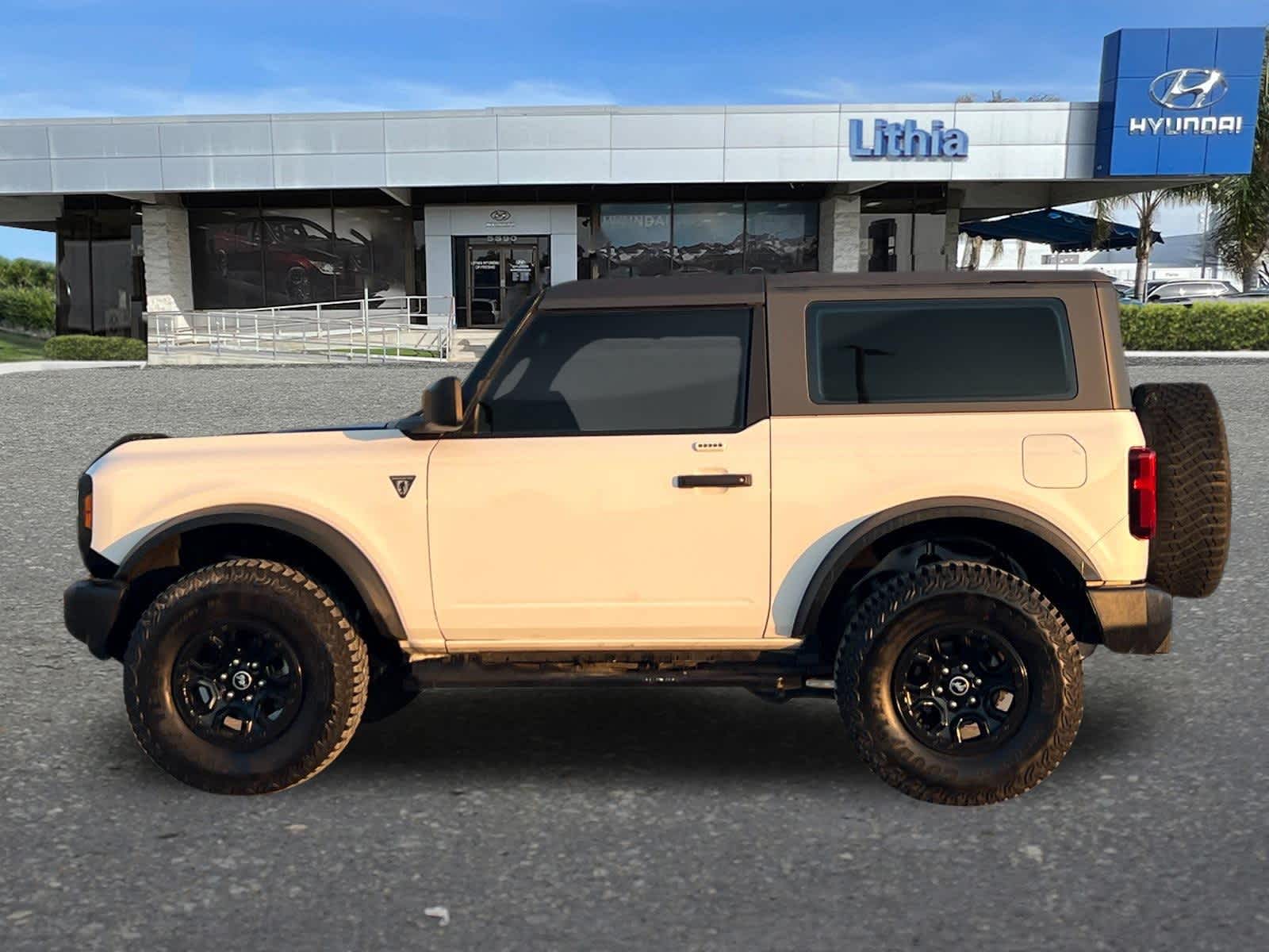 Thumbnail: 2022 Ford Bronco - 6