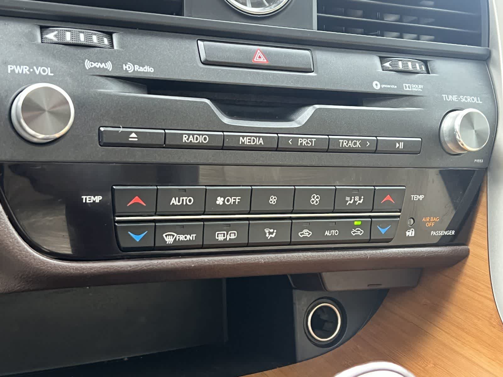 Thumbnail: 2017 Lexus RX - 21