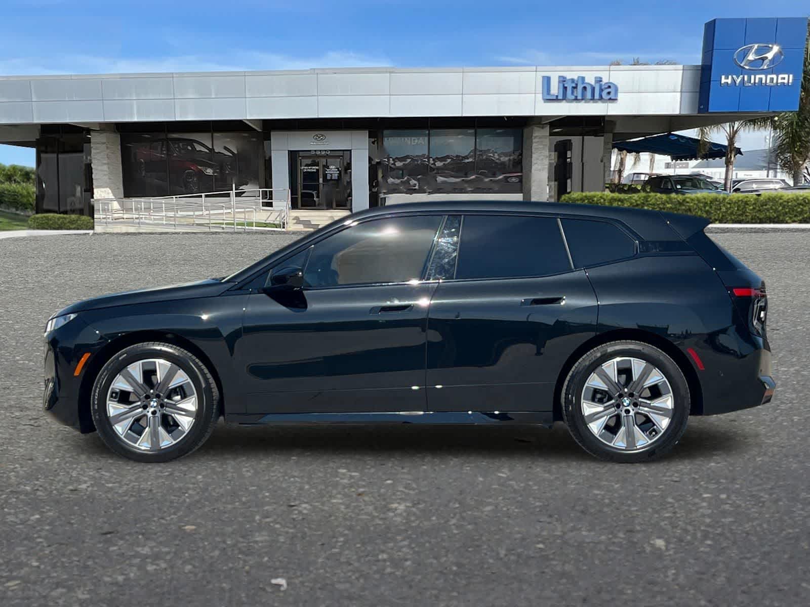 Thumbnail: 2026 BMW iX - 6