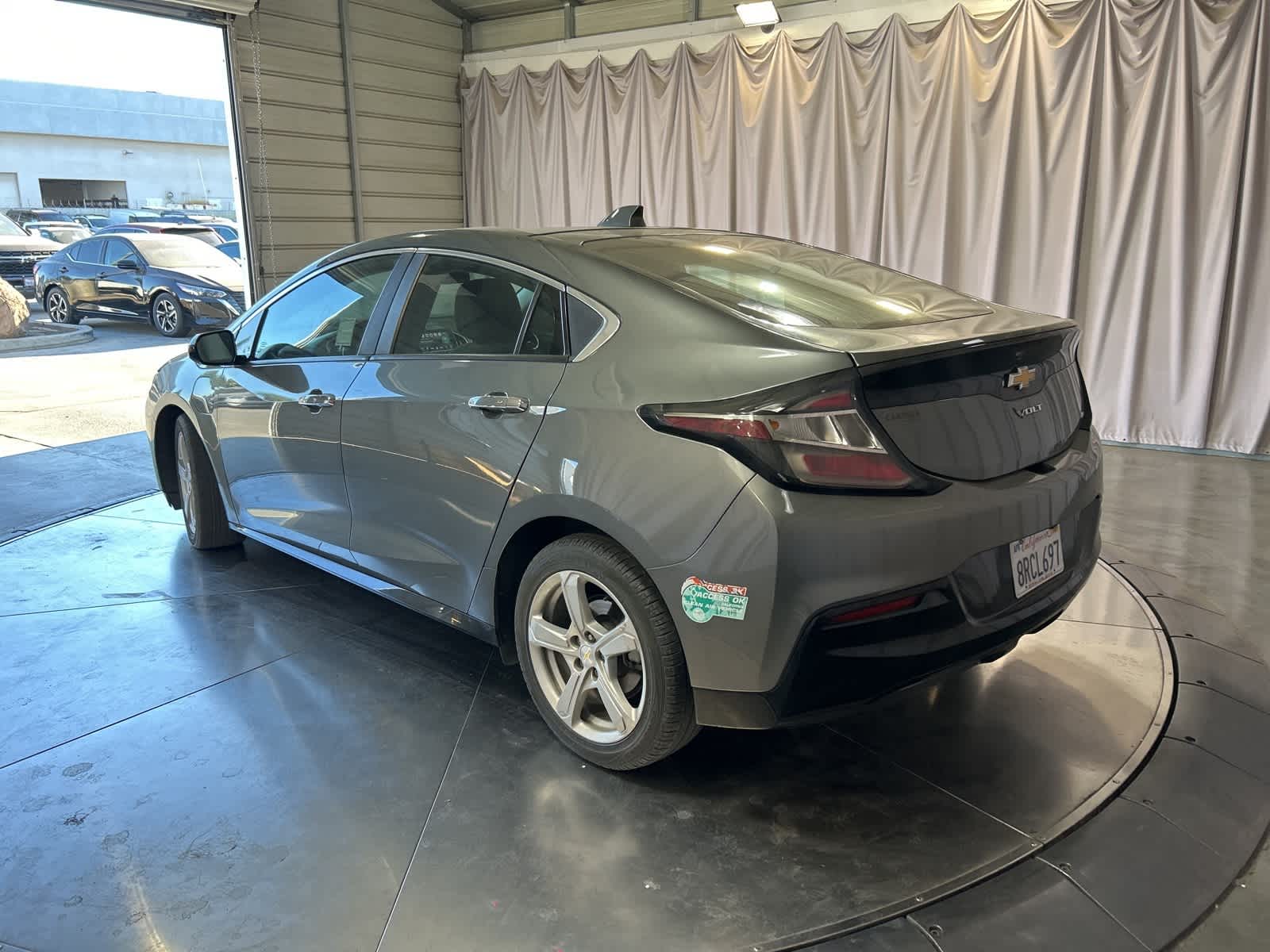 Thumbnail: 2017 Chevrolet Volt - 14