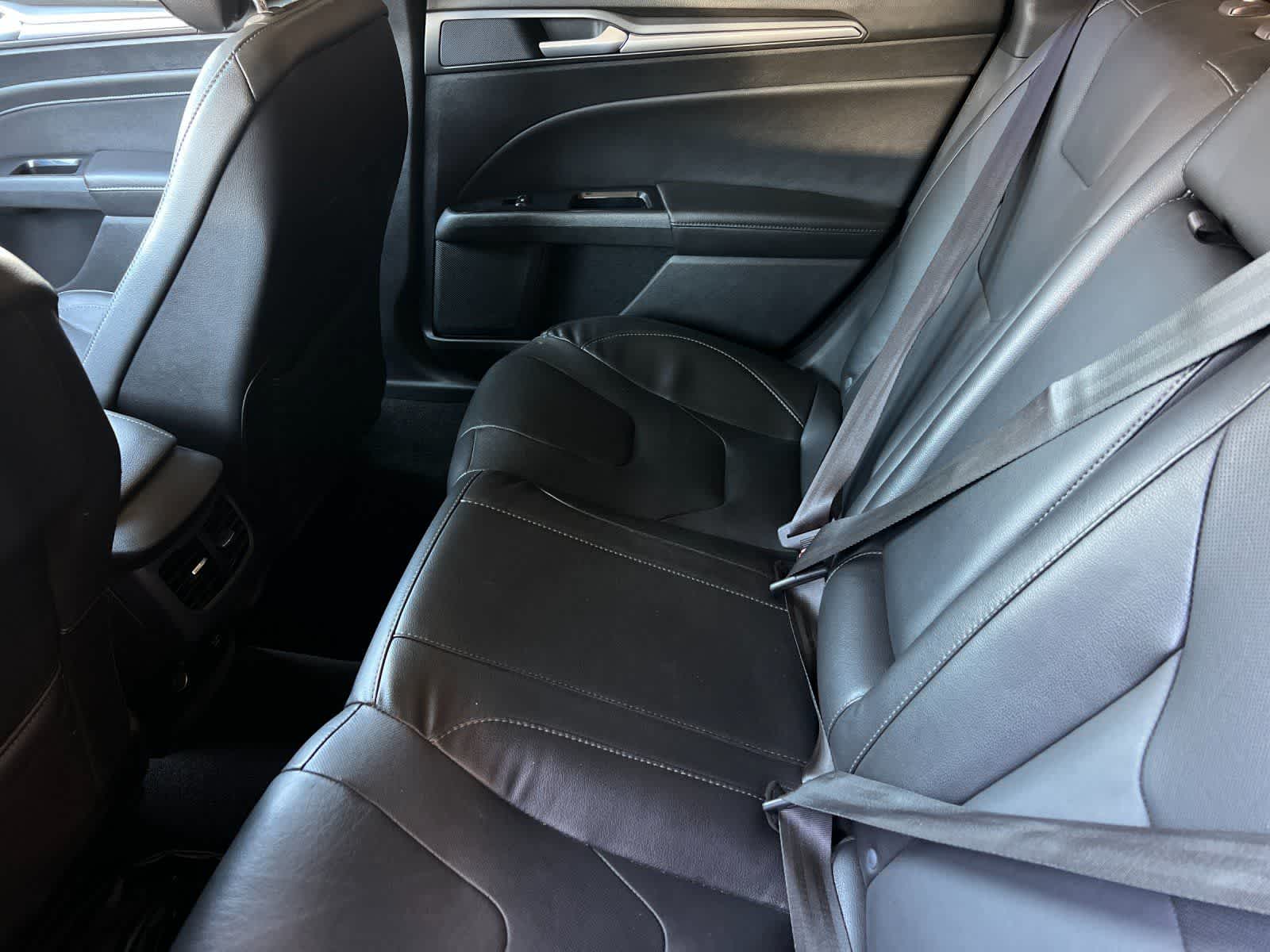 Thumbnail: 2013 Ford Fusion - 5