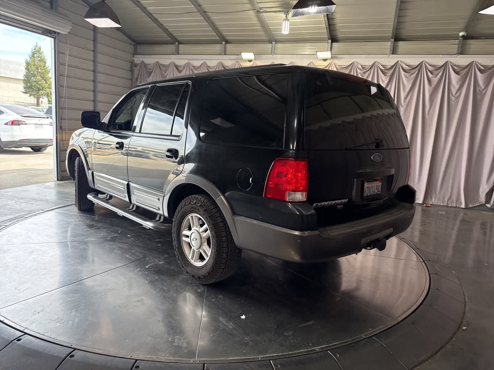 Thumbnail: 2004 Ford Expedition - 7