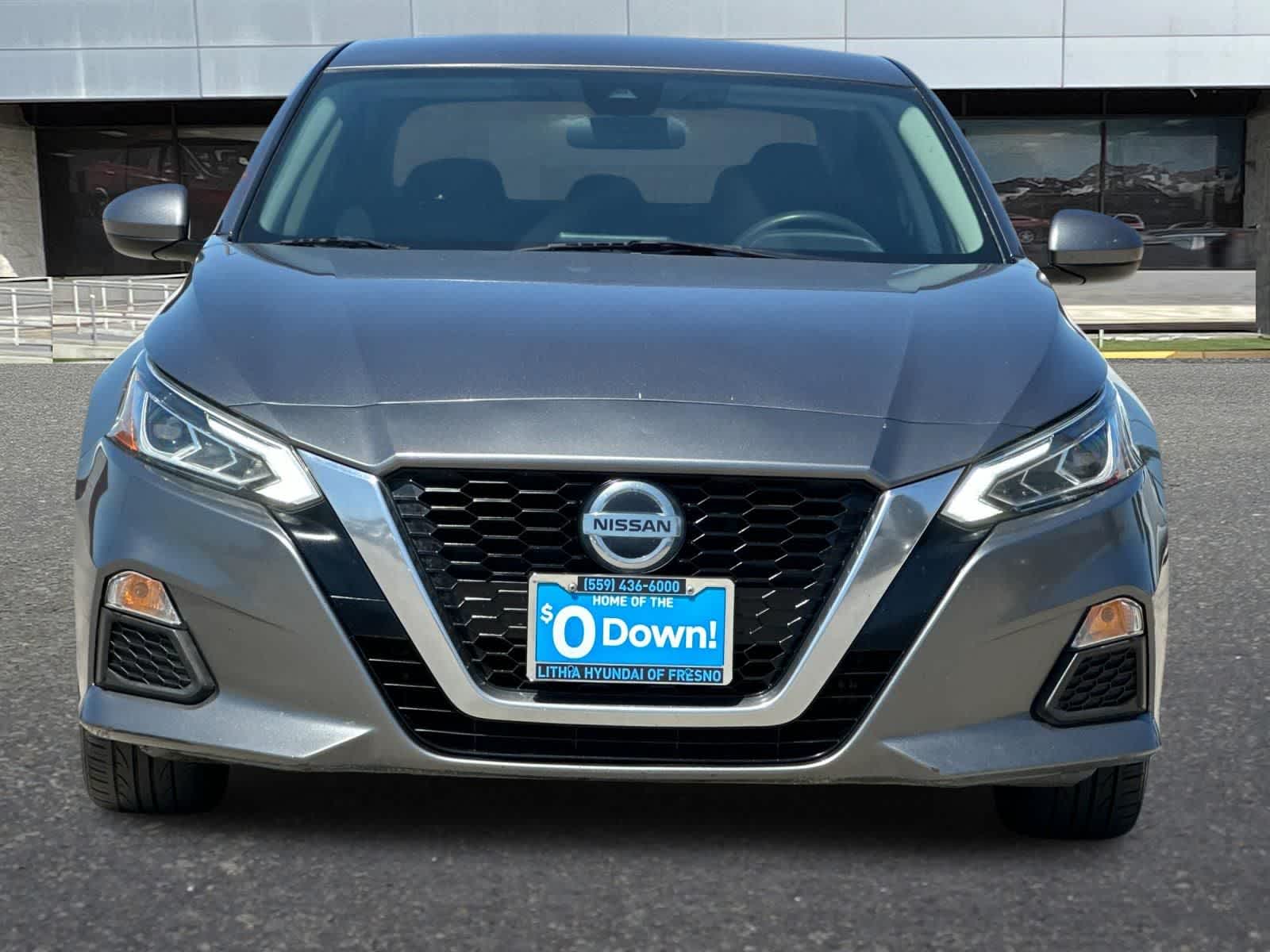 Thumbnail: 2021 Nissan Altima - 10