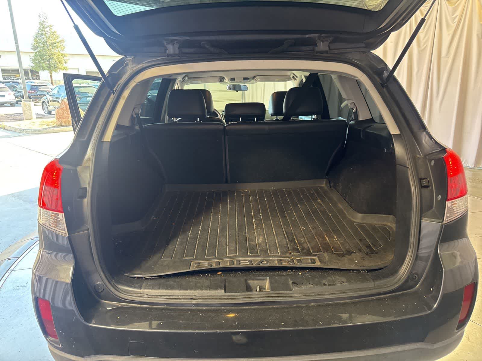 Thumbnail: 2013 Subaru Outback - 13