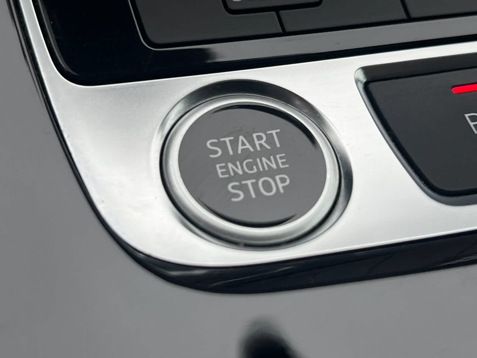 Thumbnail: 2023 Audi Q7 - 24