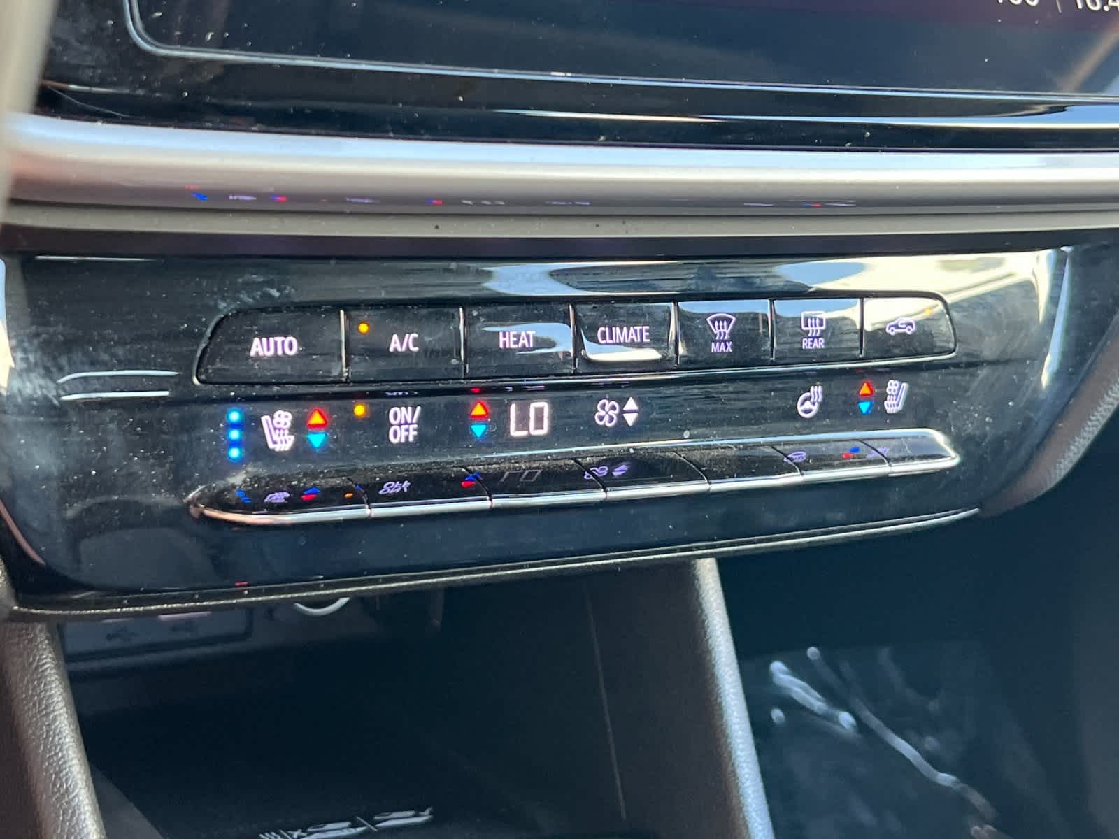 Thumbnail: 2022 Chevrolet Bolt EUV - 20