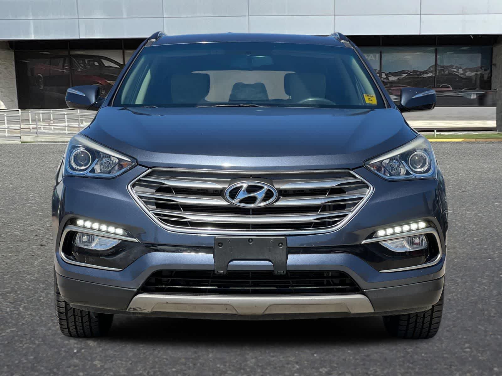 Thumbnail: 2018 Hyundai Santa Fe - 10