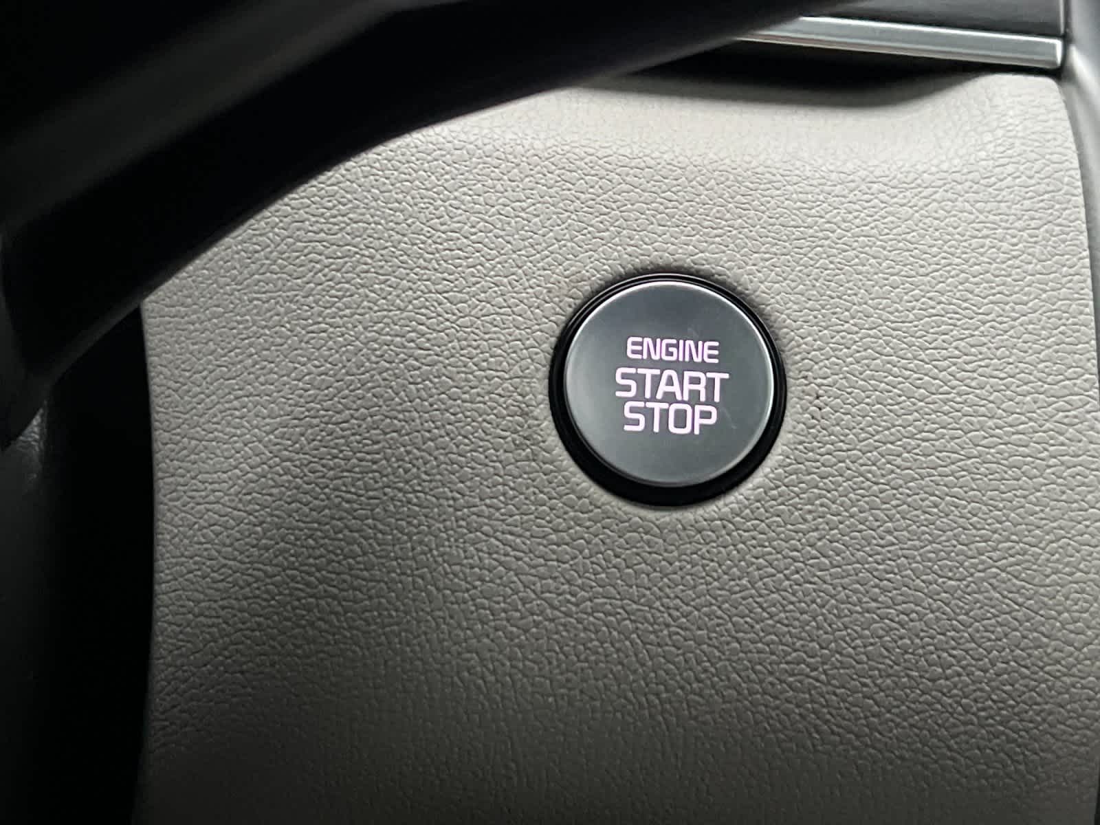 Thumbnail: 2021 Kia Sorento - 24