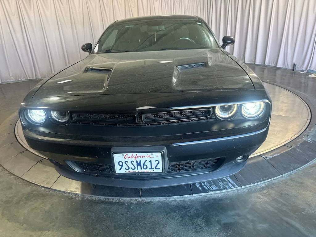 Used 2019 Dodge Challenger SXT Coupe
