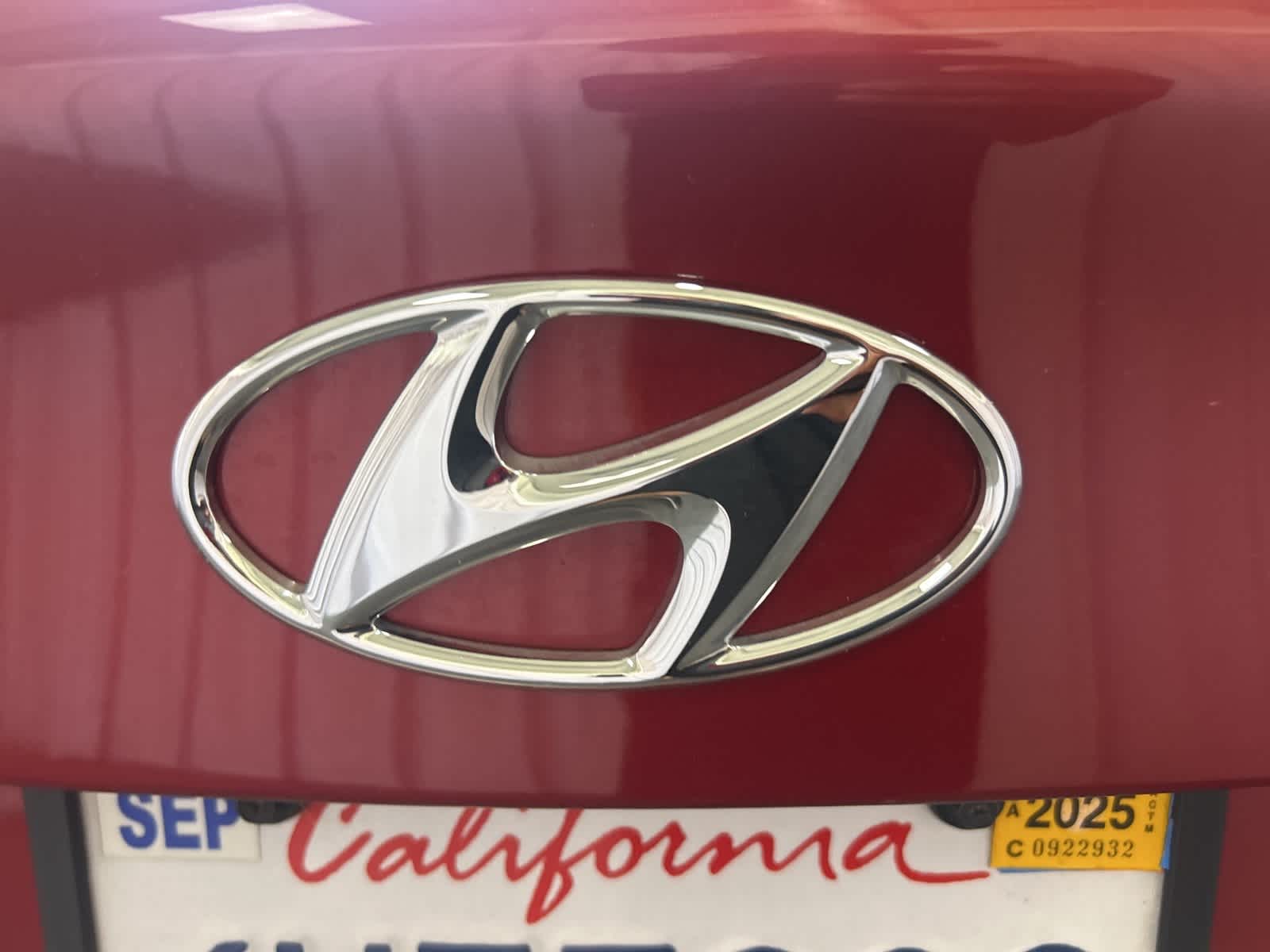 Thumbnail: 2013 Hyundai Elantra - 10