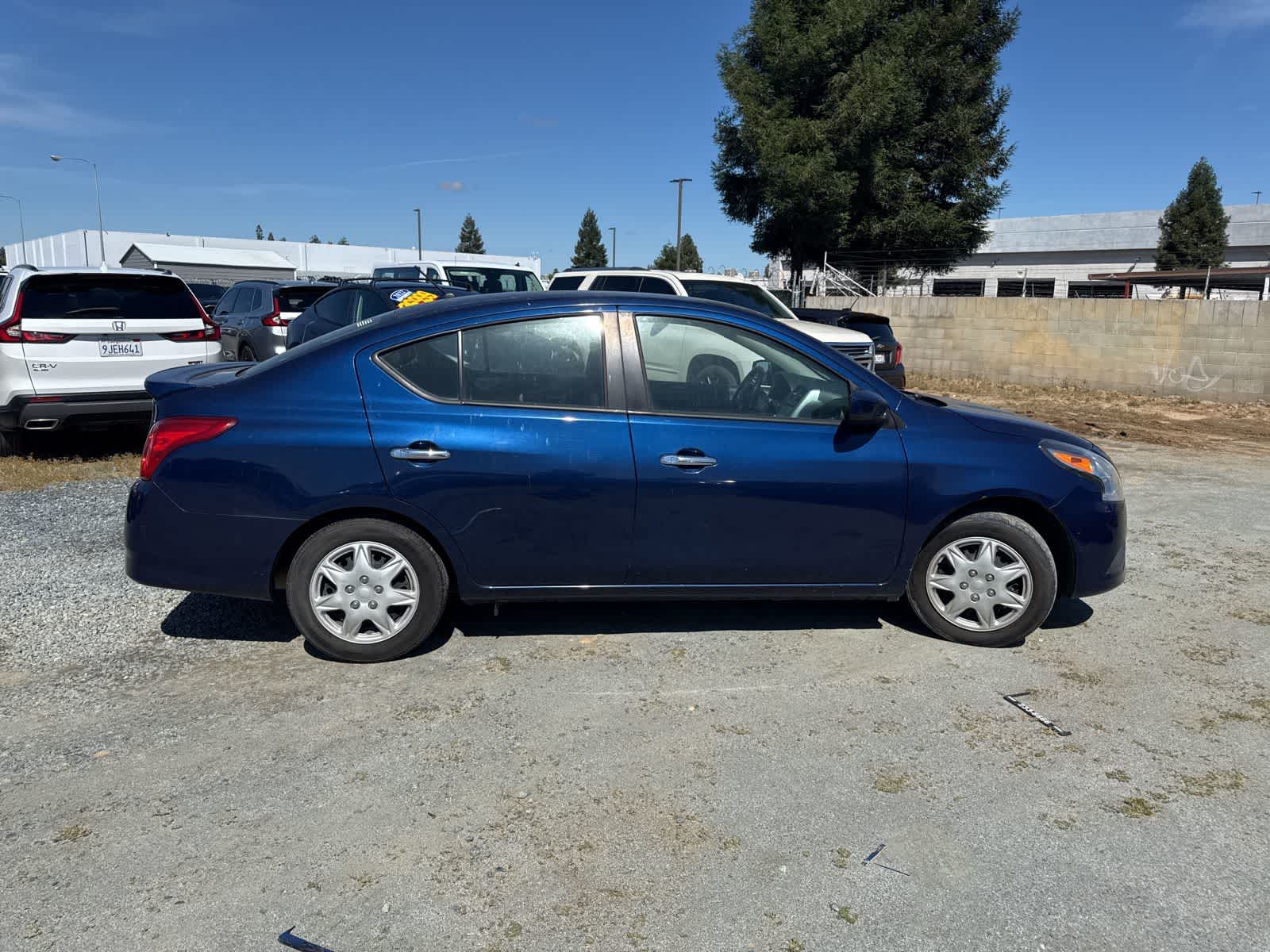 Thumbnail: 2019 Nissan Versa - 4