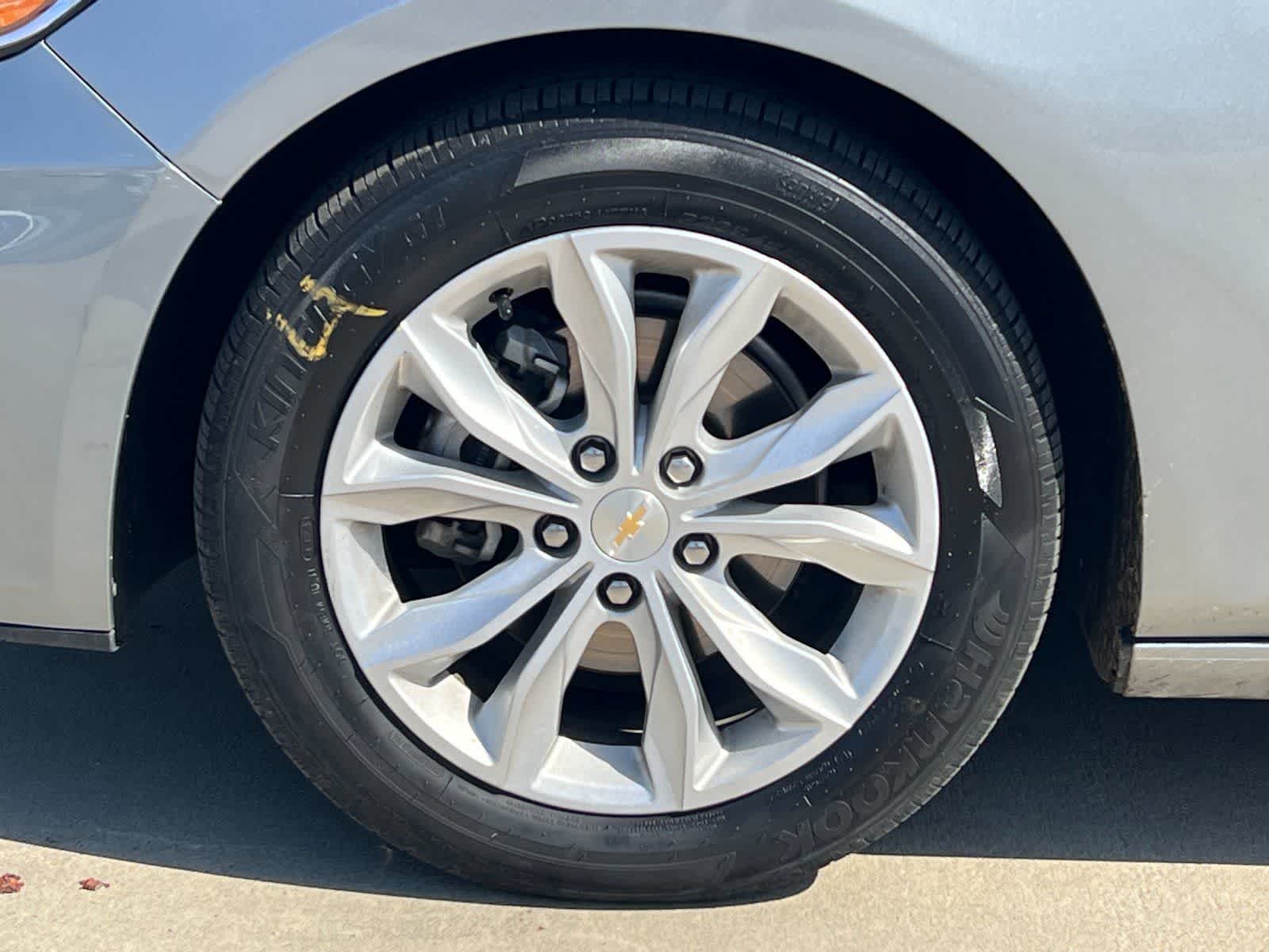 Thumbnail: 2025 Chevrolet Malibu - 26