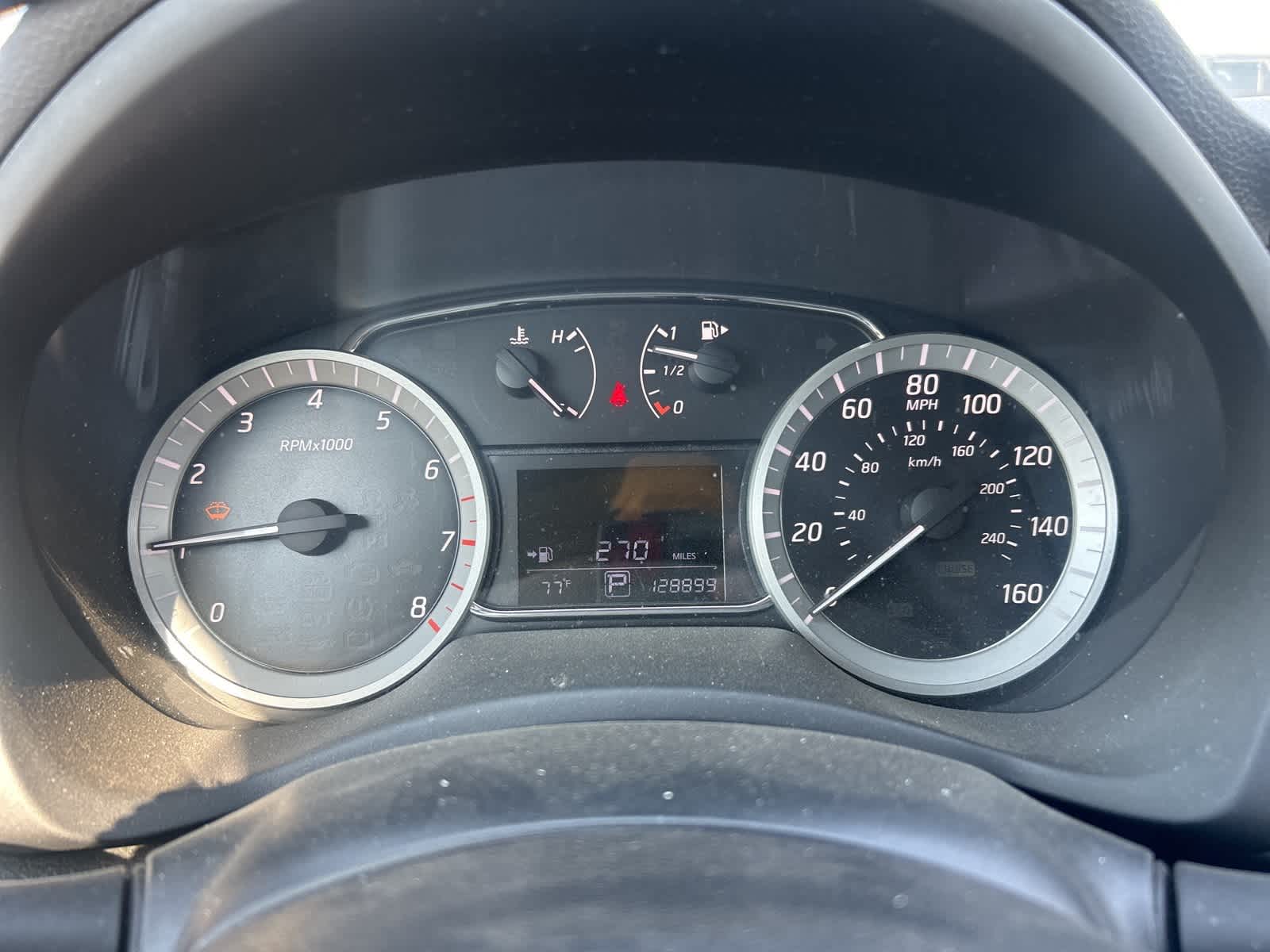 Thumbnail: 2015 Nissan Sentra - 29
