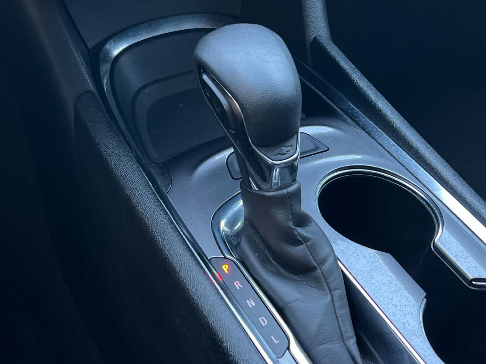 Thumbnail: 2023 Chevrolet Malibu - 21