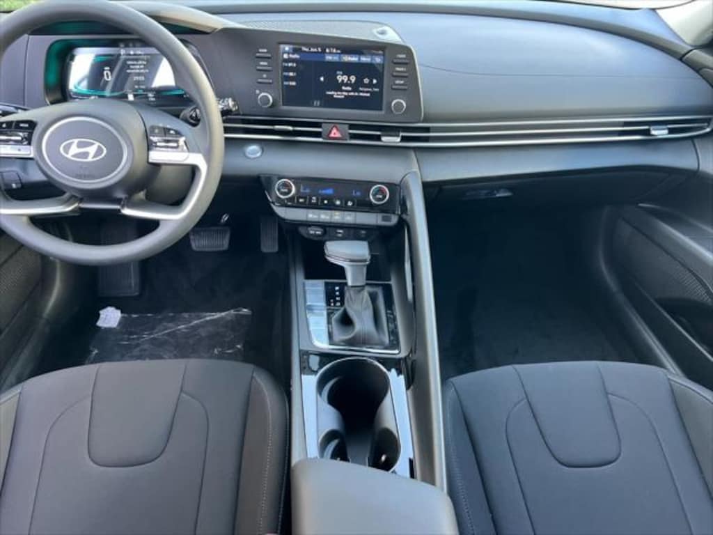 New 2025 Hyundai Elantra Hybrid Blue Sedan