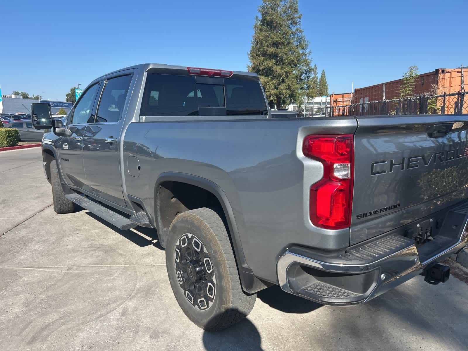 Thumbnail: 2024 Chevrolet Silverado 3500 - 16