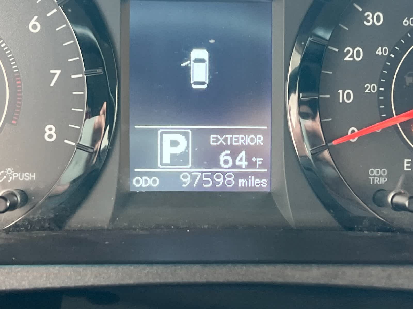 Thumbnail: 2017 Toyota Sienna - 26