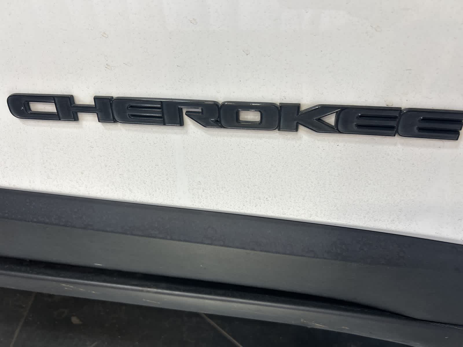 Thumbnail: 2020 Jeep Cherokee - 7