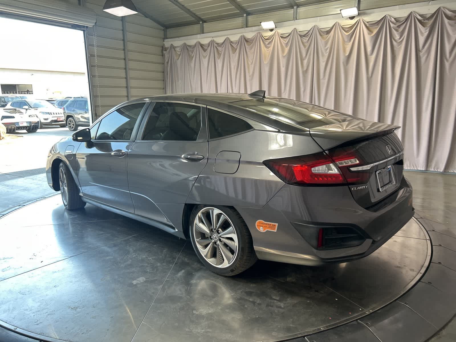 Thumbnail: 2018 Honda Clarity - 15