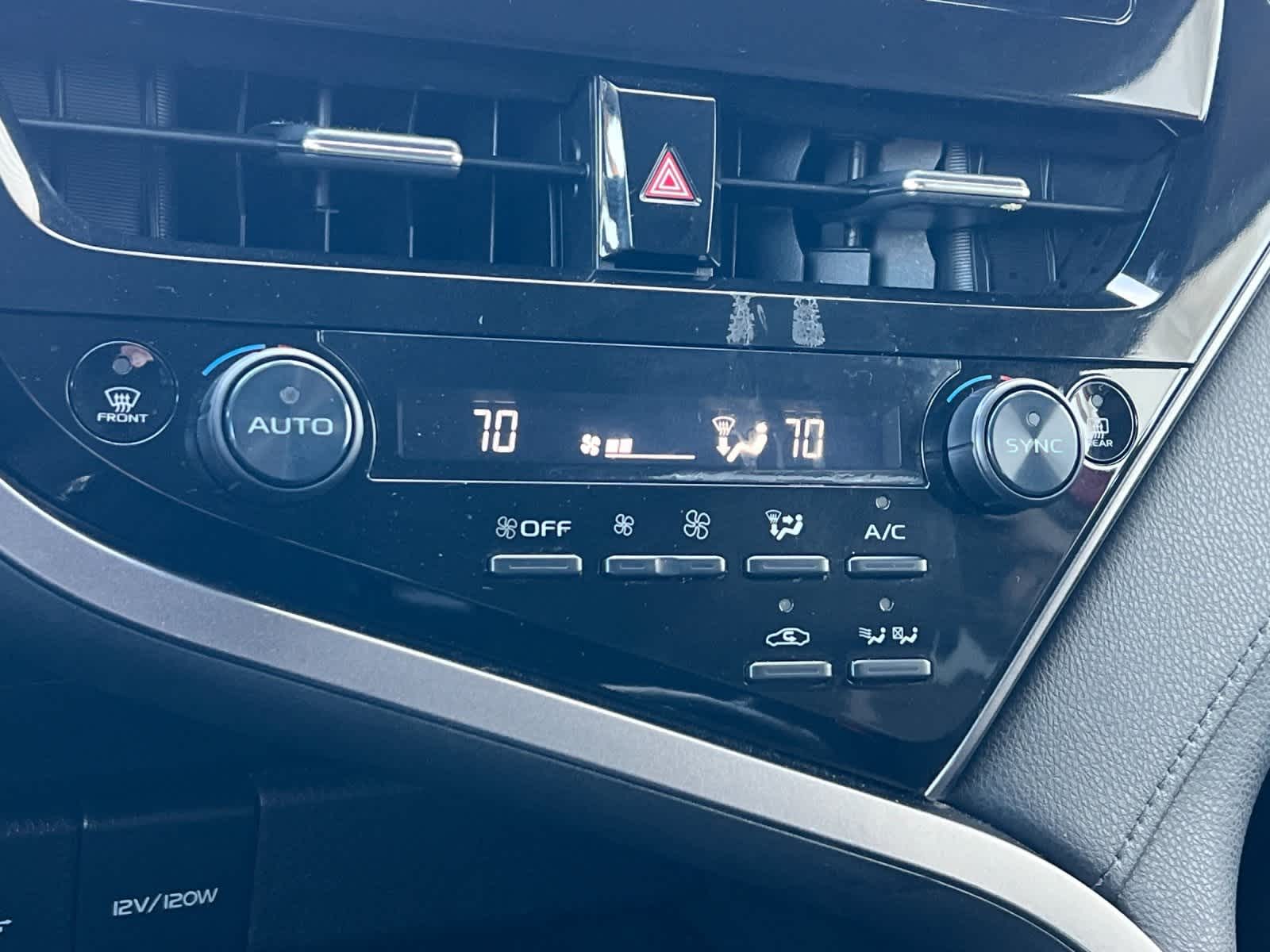 Thumbnail: 2022 Toyota Camry - 19