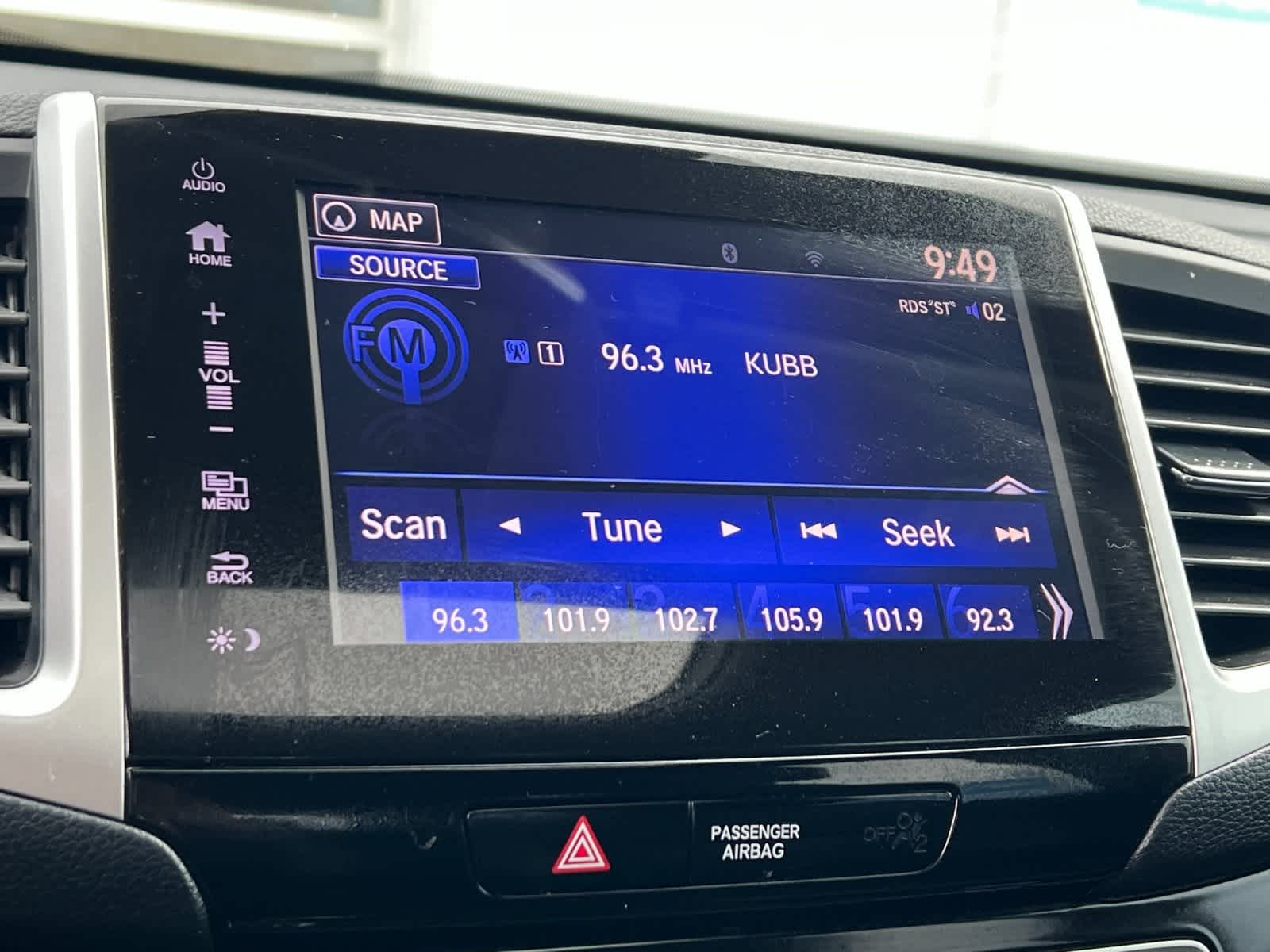 Thumbnail: 2018 Honda Pilot - 21