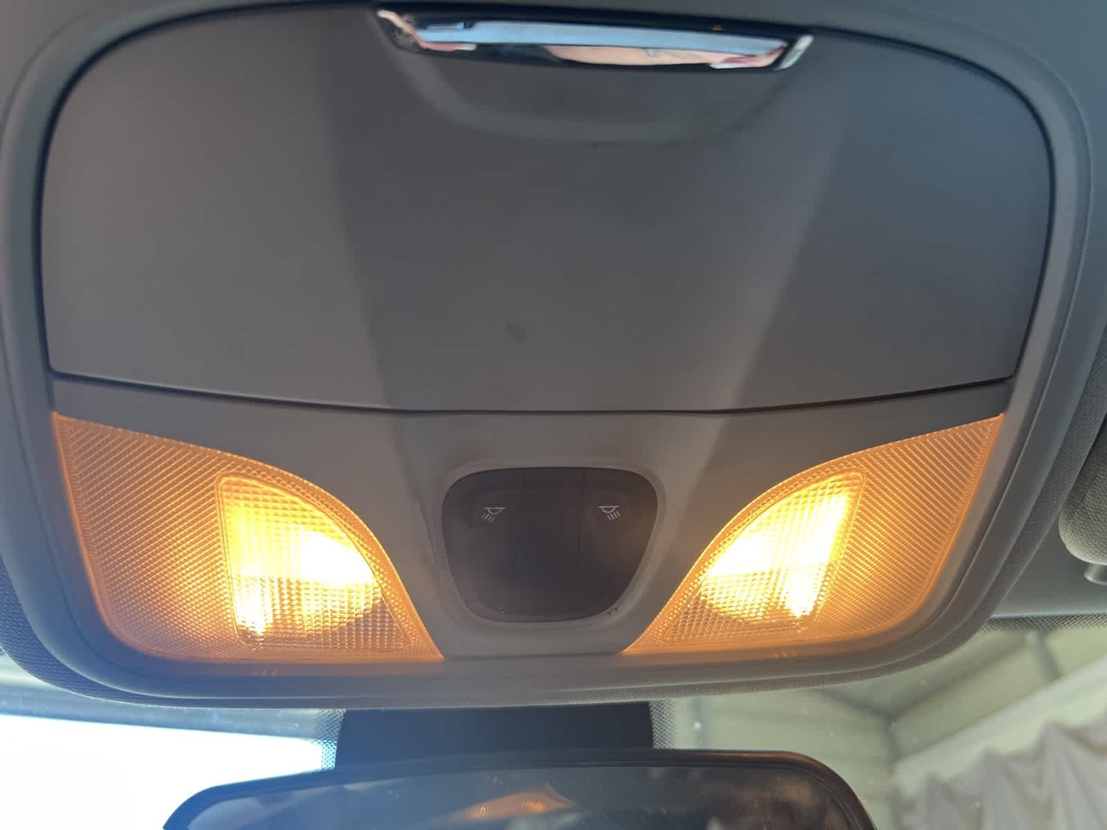Thumbnail: 2019 Jeep Cherokee - 20