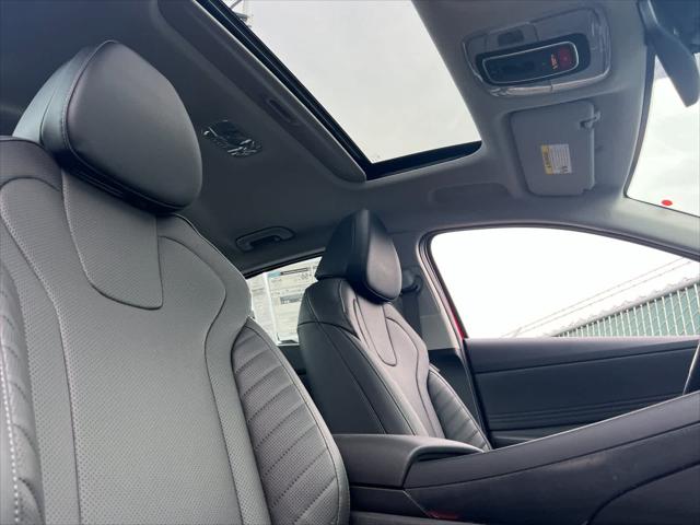 2025 Hyundai Elantra Limited Edition 16