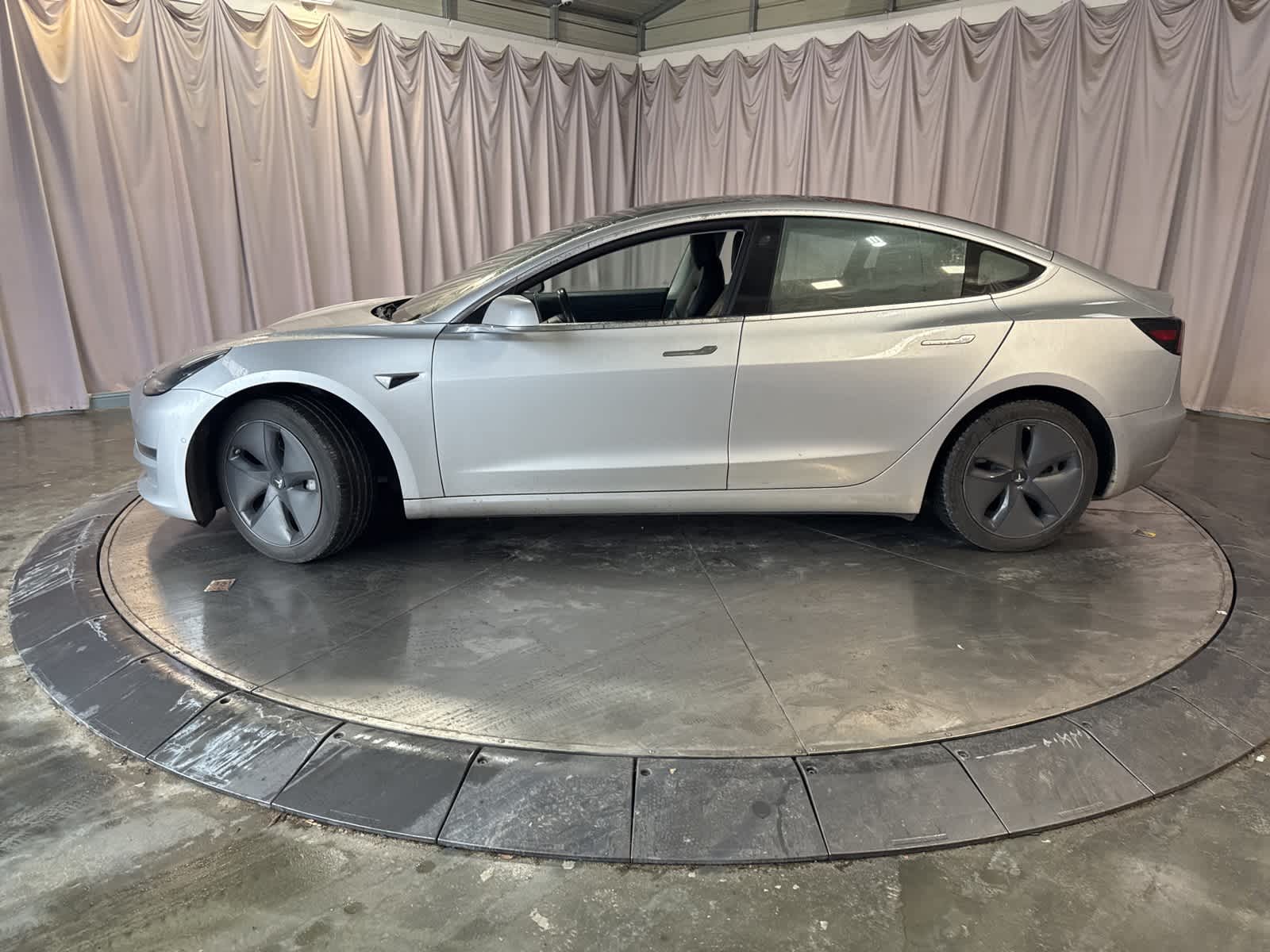 Thumbnail: 2018 Tesla Model 3 - 8