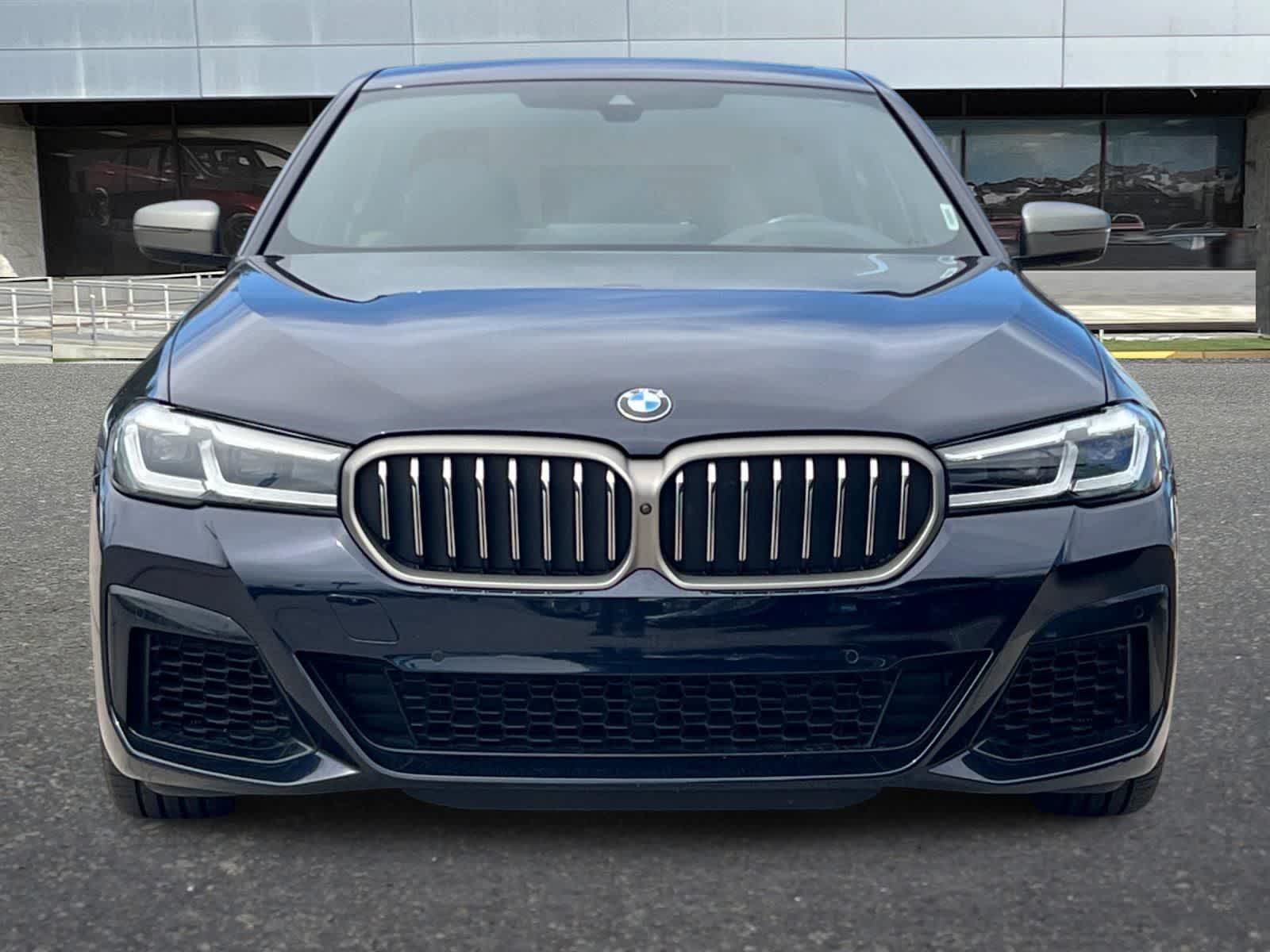 Thumbnail: 2022 BMW 5 Series - 10